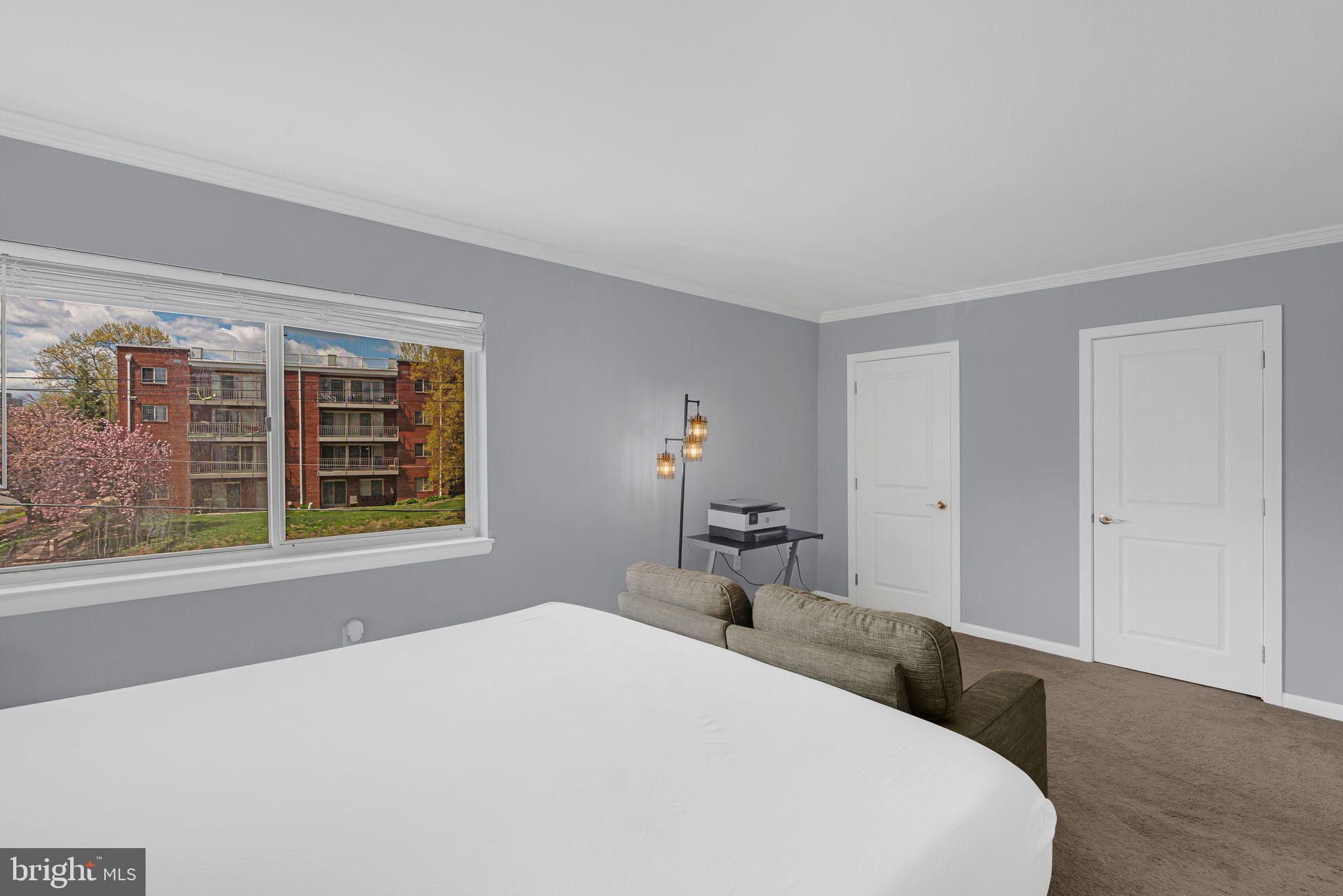 BETHESDA PARK - Residential