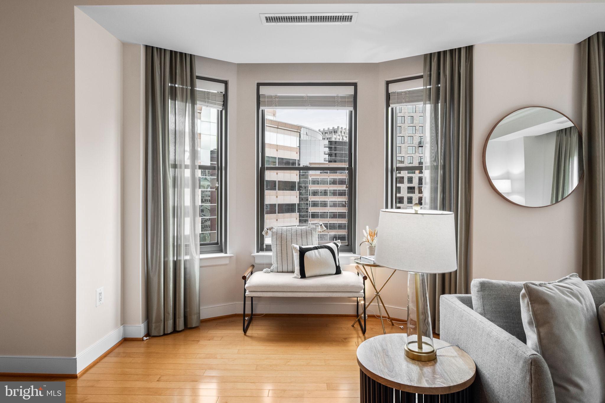 LIONSGATE - Residential