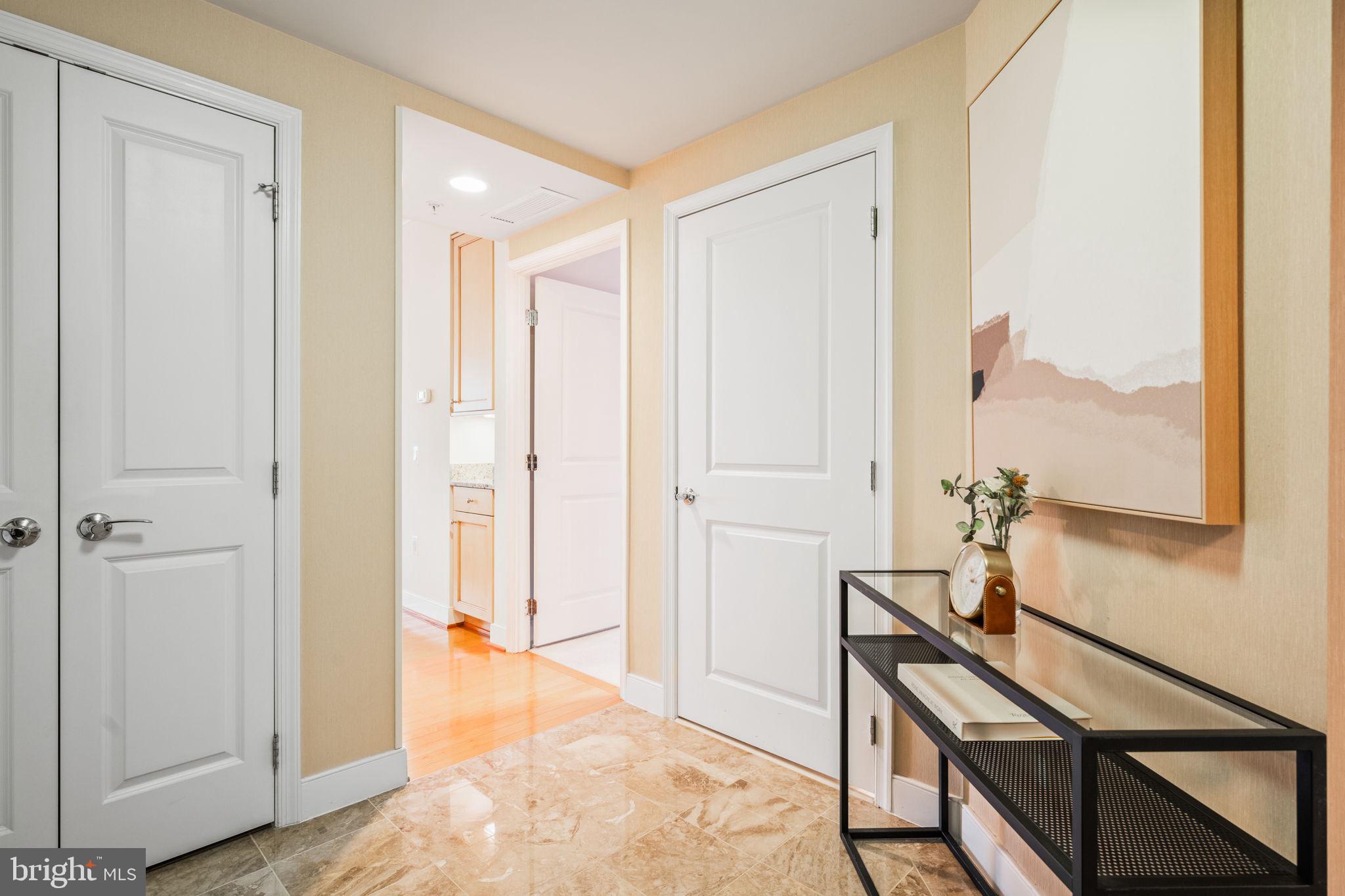 LIONSGATE - Residential