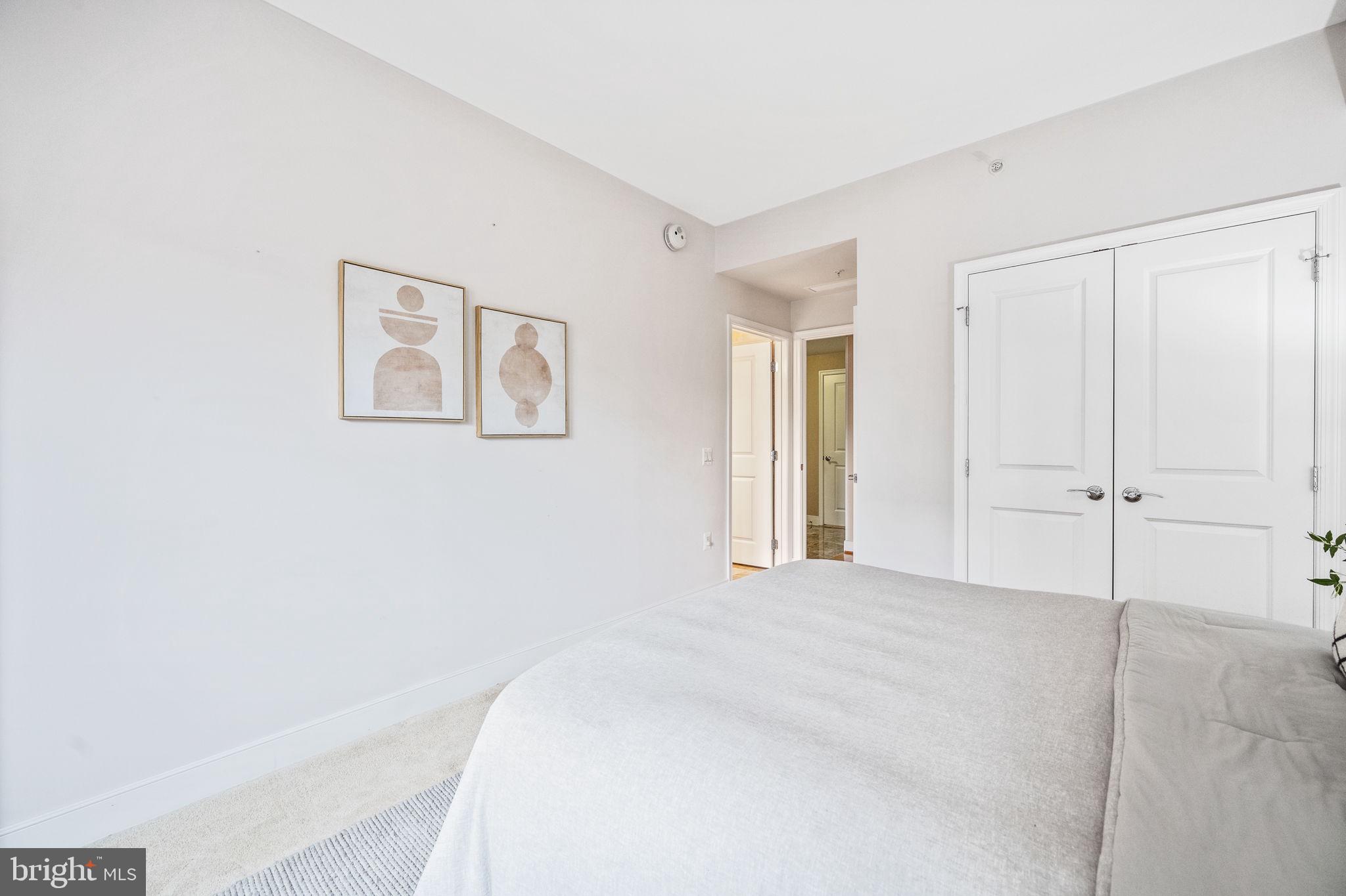 LIONSGATE - Residential