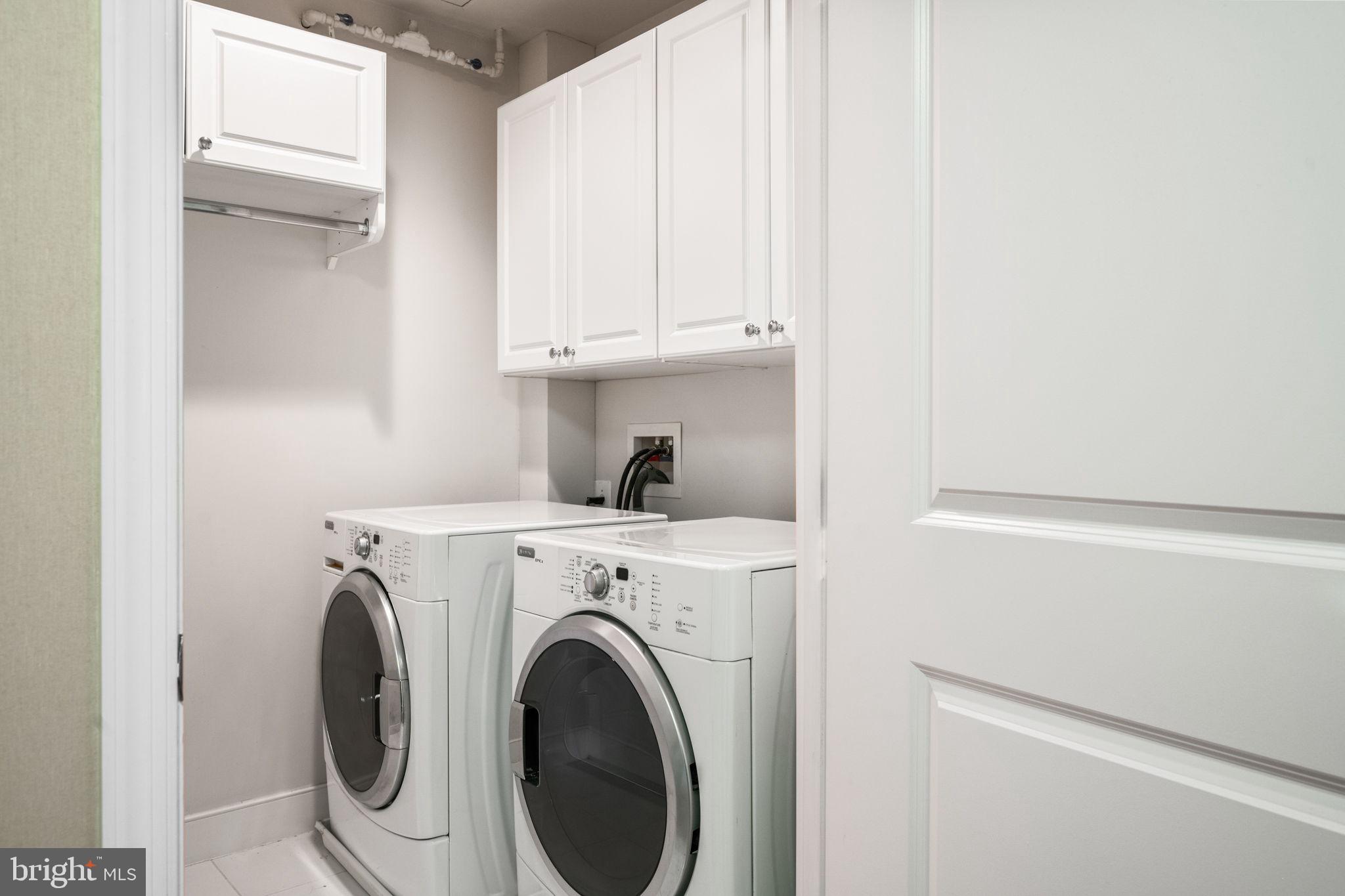 LIONSGATE - Residential