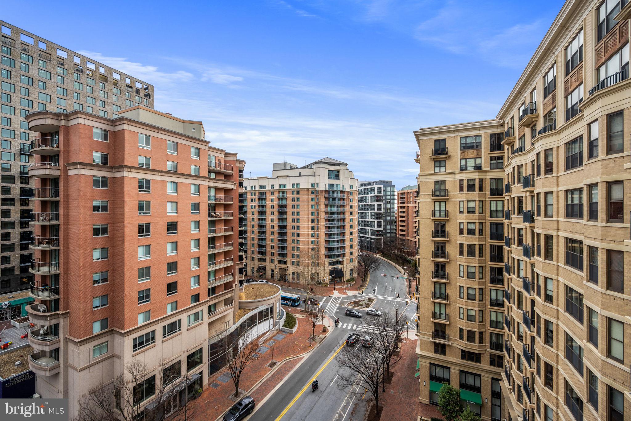 LIONSGATE - Residential