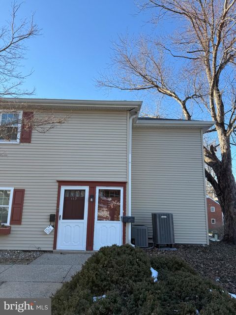 114 YARDLEY COMMONS YARDLEY PA 19067