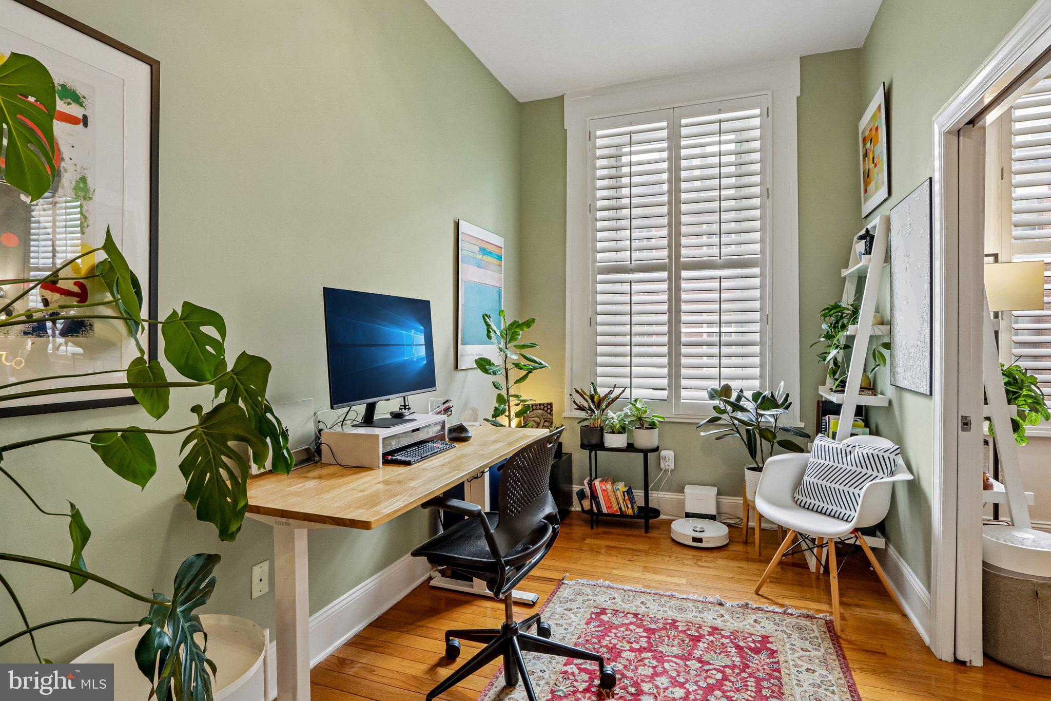 WASHINGTON SQ WEST - Residential