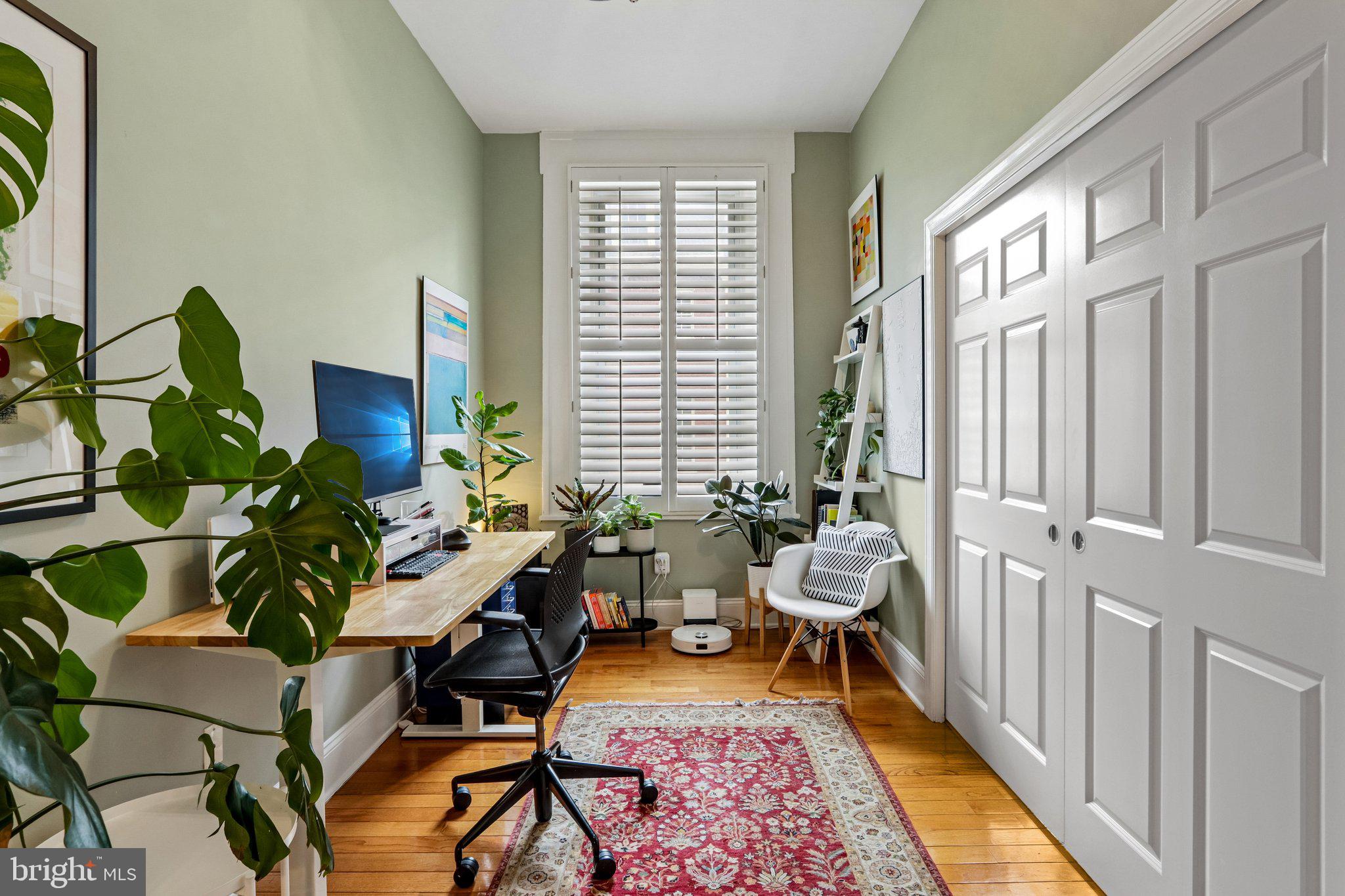 WASHINGTON SQ WEST - Residential