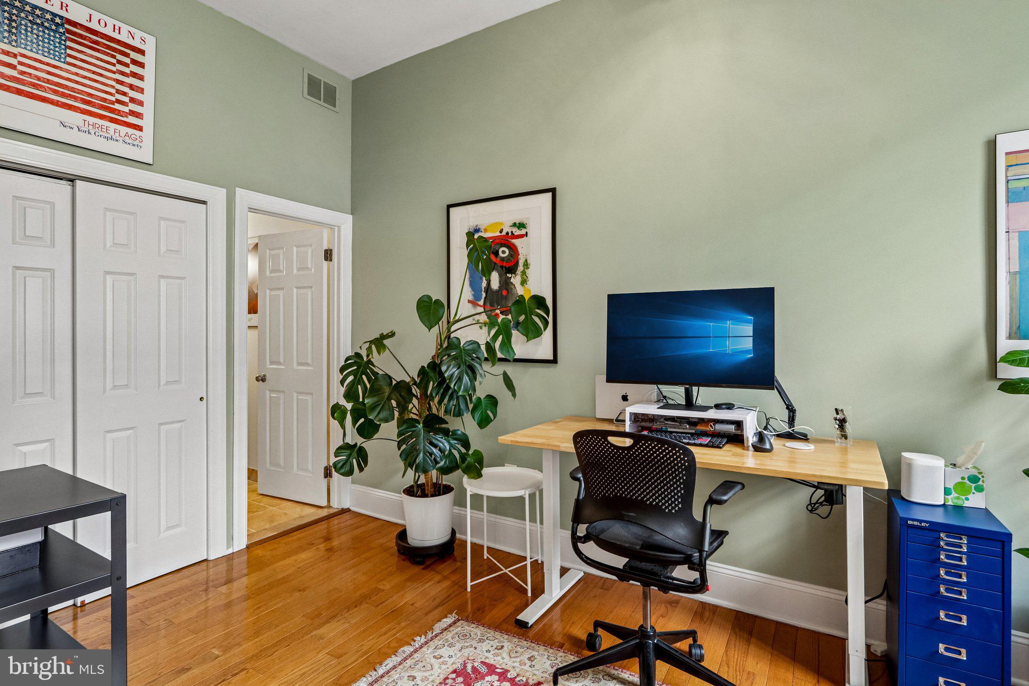 WASHINGTON SQ WEST - Residential