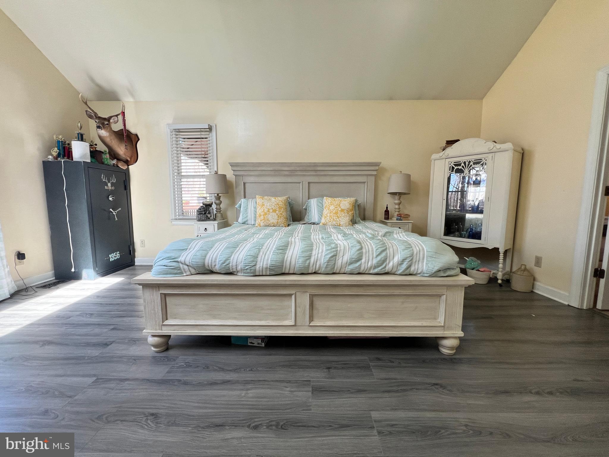 BERKSHIRE - Residential