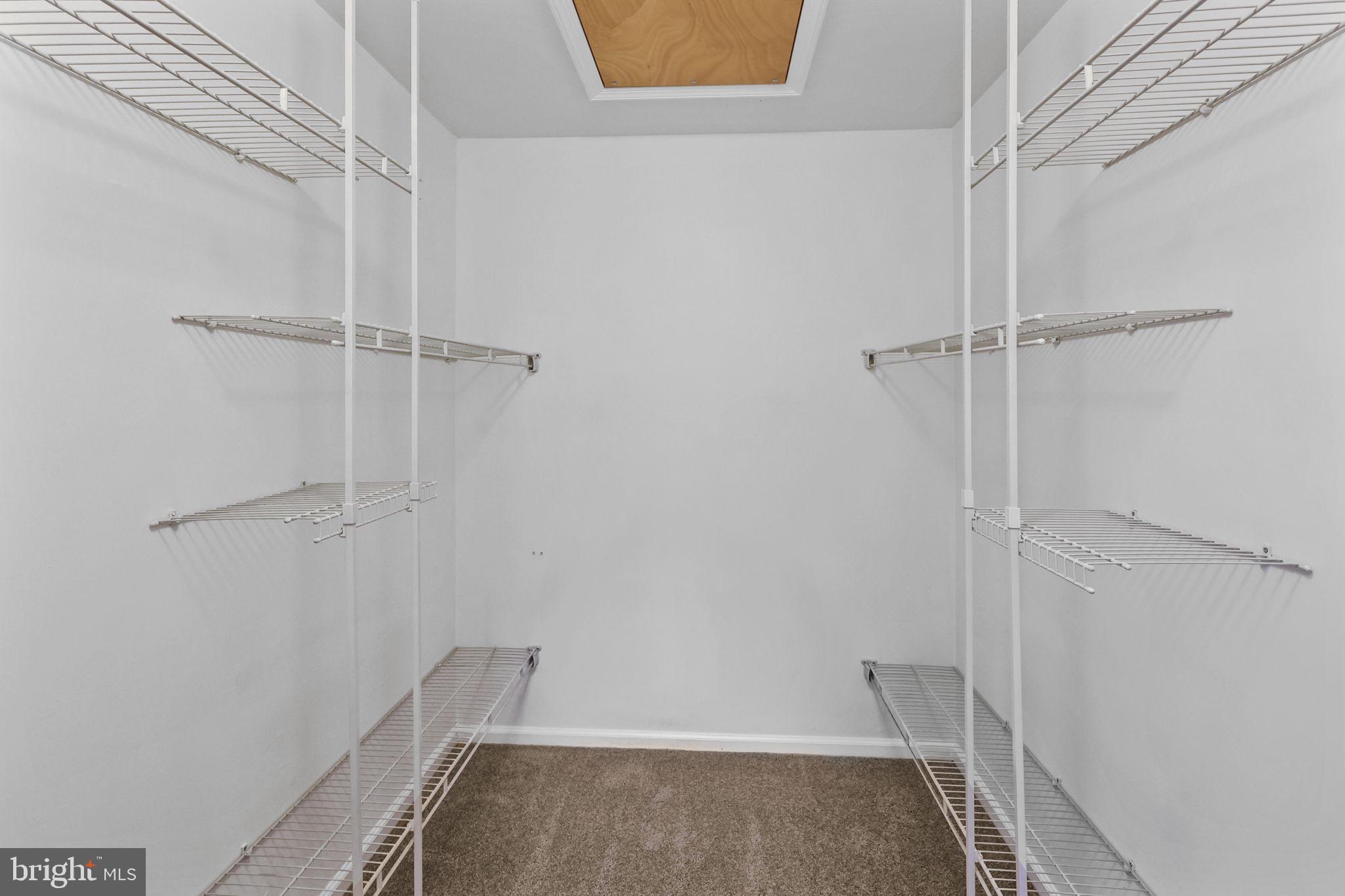 CRESTWOOD CONDO - Residential