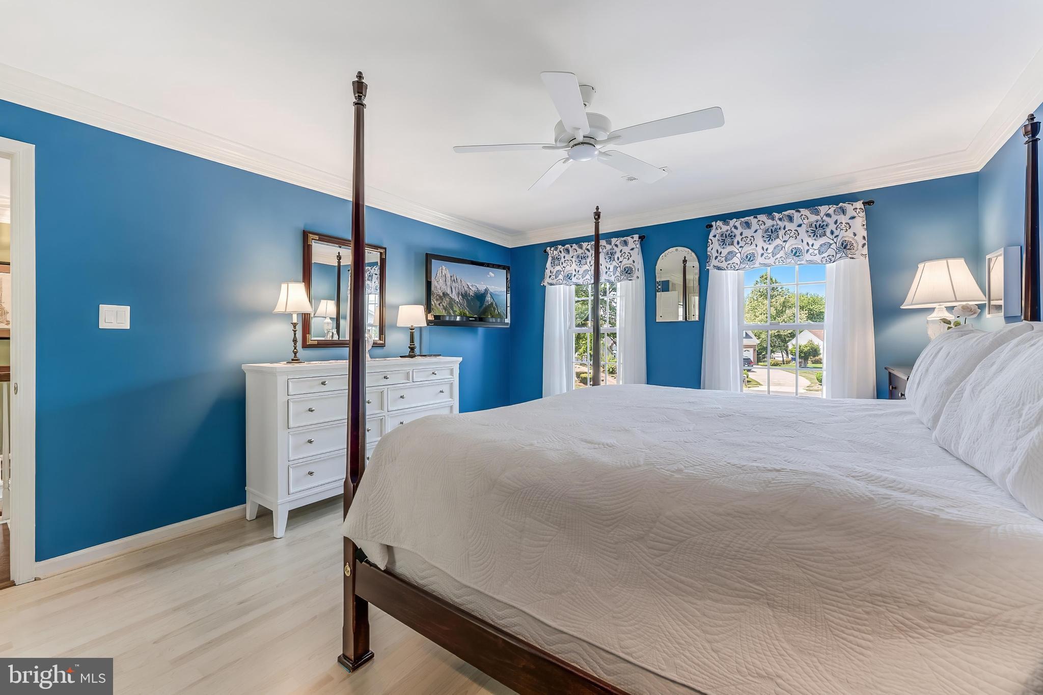 CHANTILLY HIGHLANDS - Residential