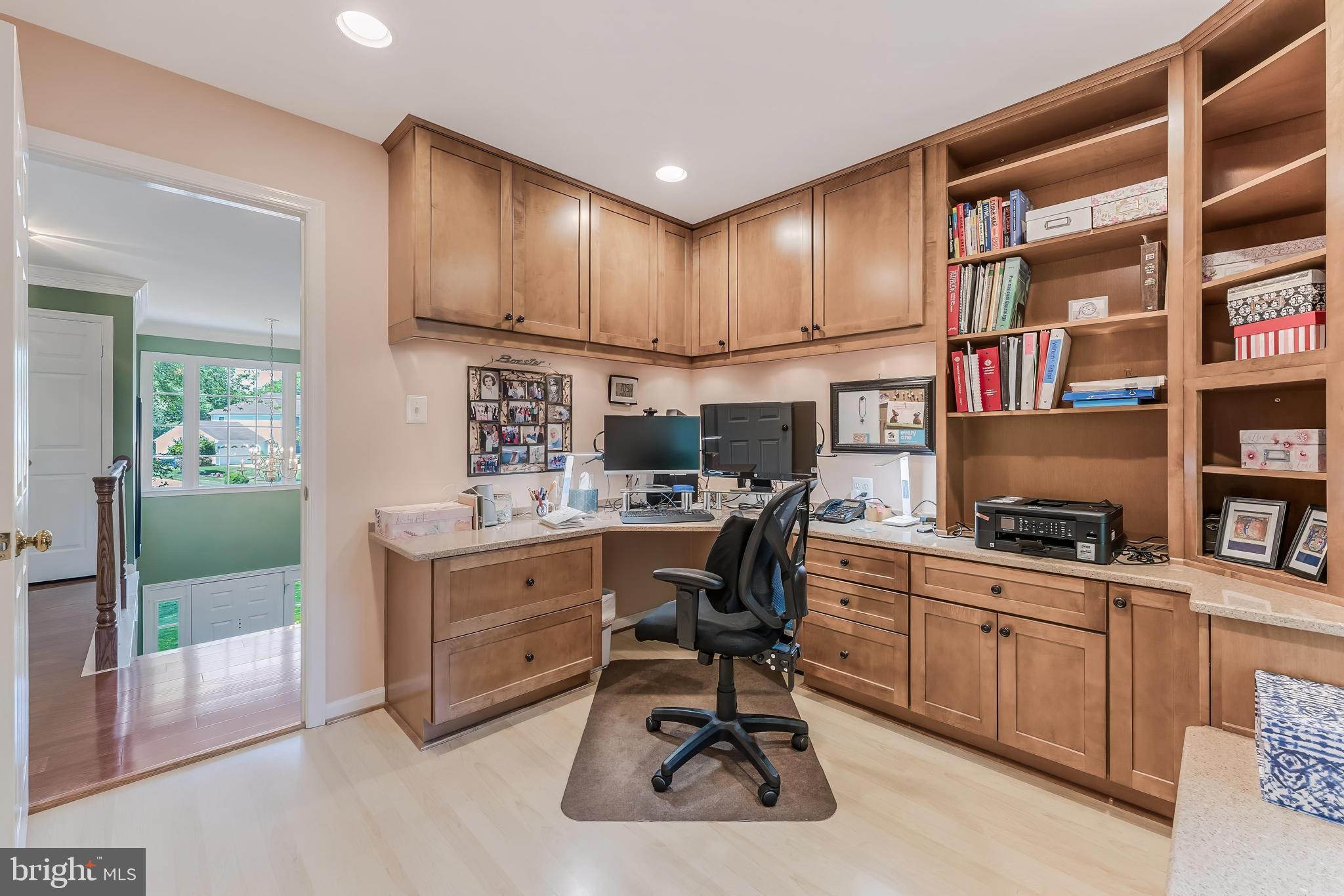 CHANTILLY HIGHLANDS - Residential