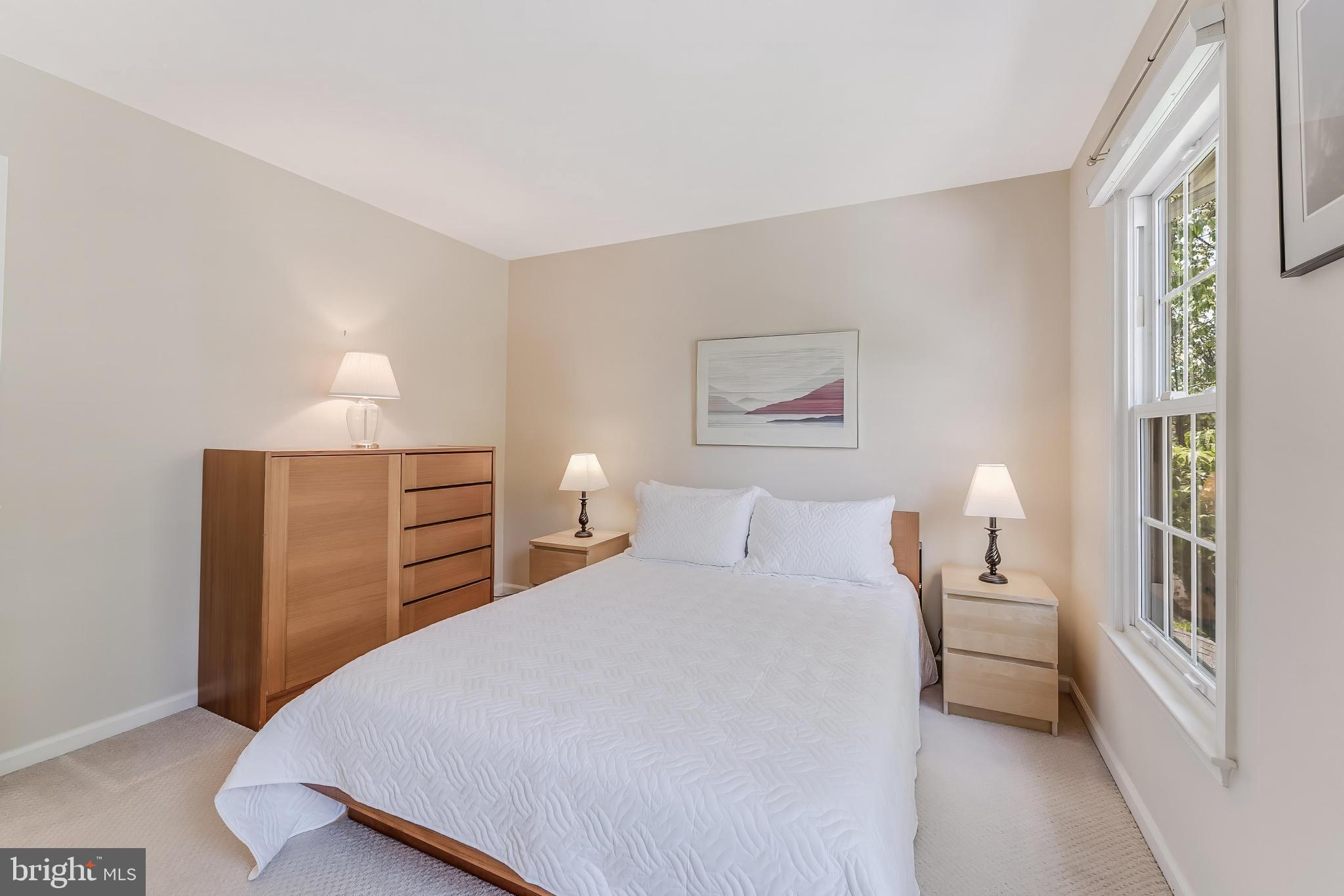 CHANTILLY HIGHLANDS - Residential