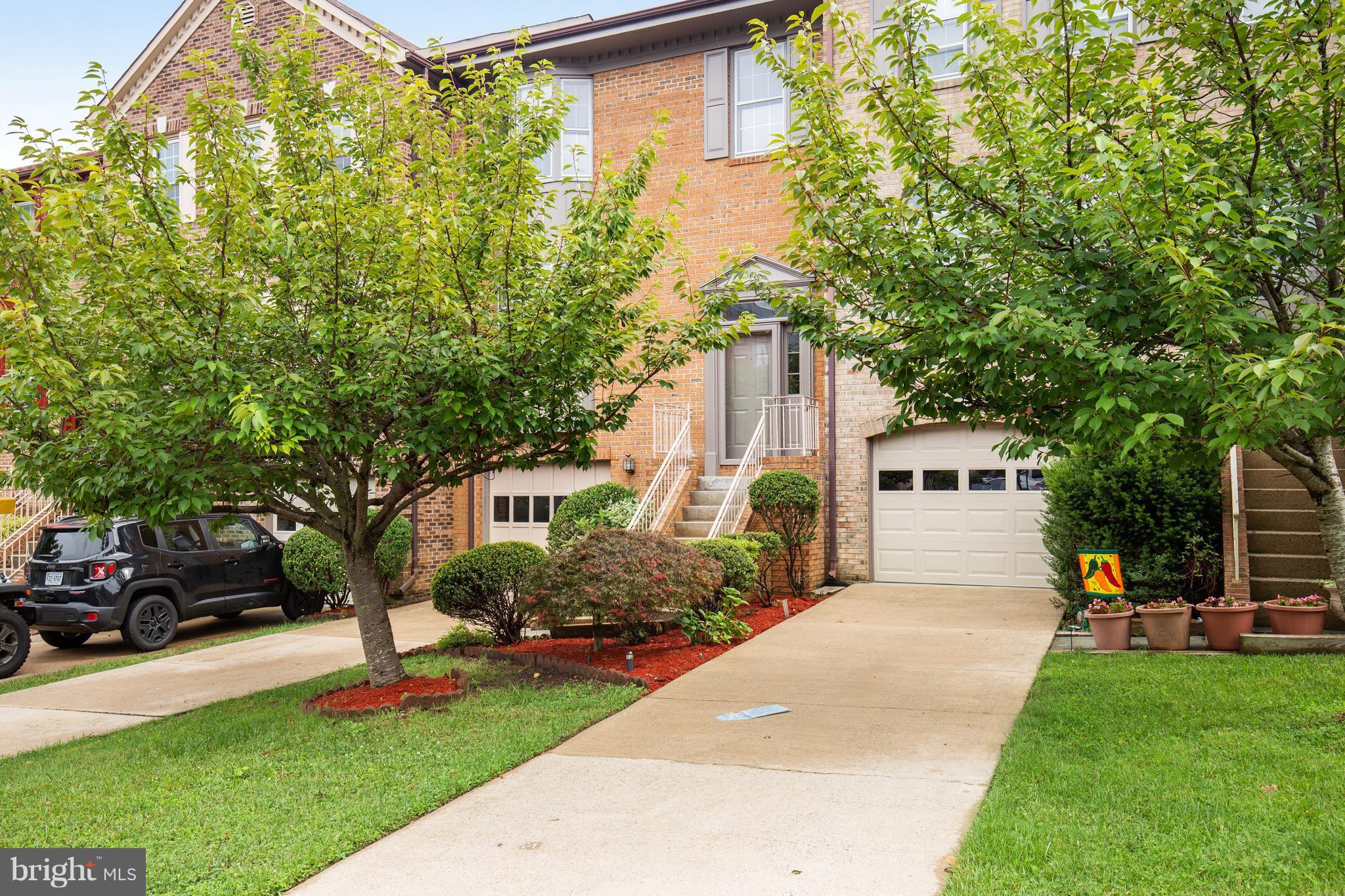 KINGSTOWNE - Residential