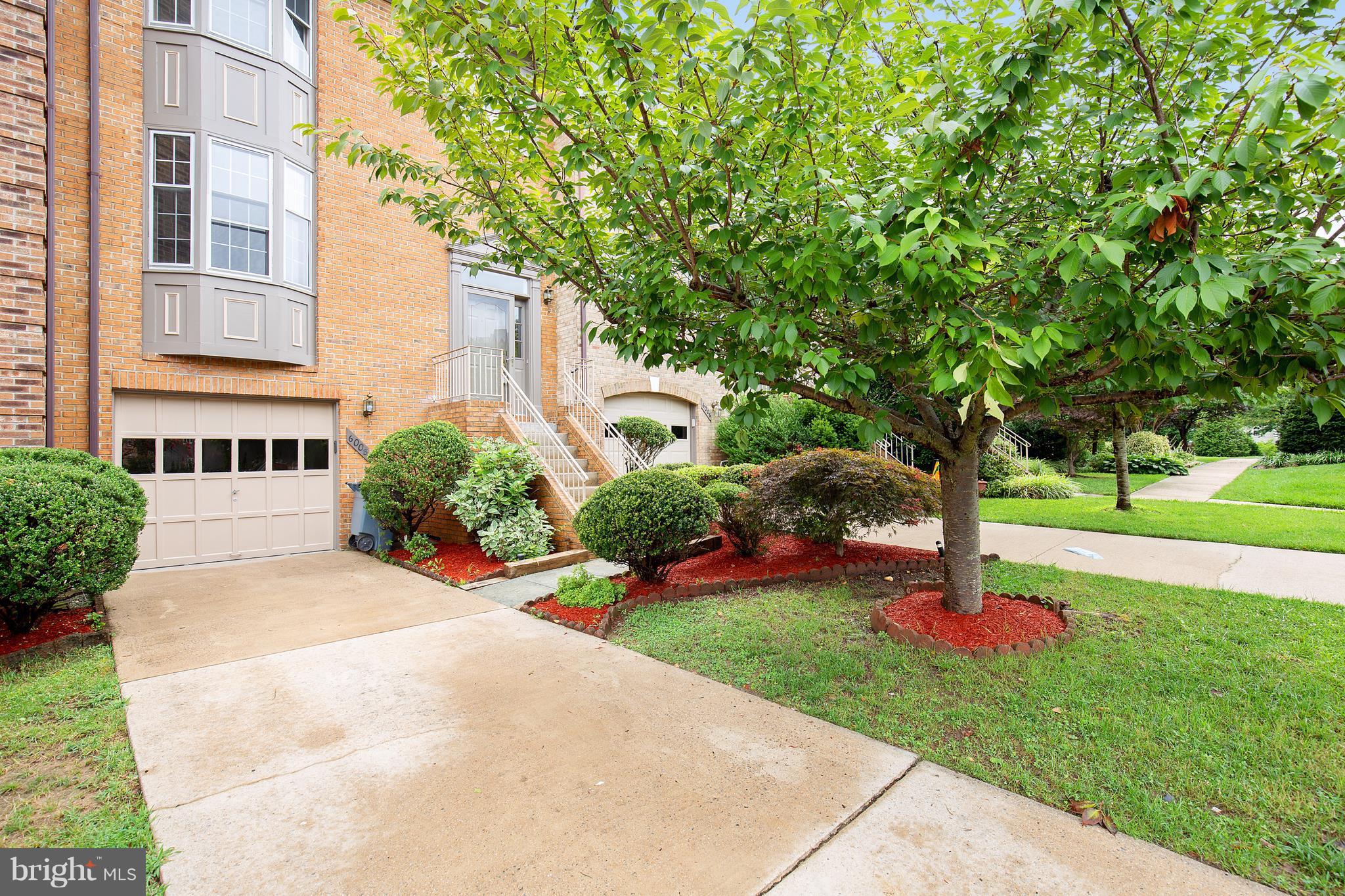 KINGSTOWNE - Residential