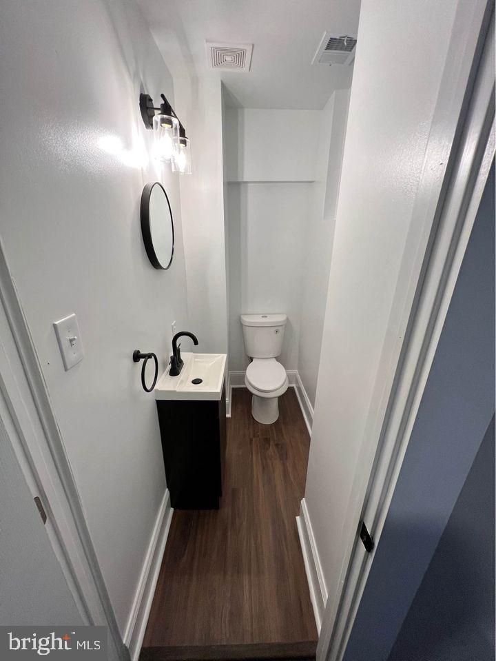 EAST BALTIMORE MIDWAY - Residential Lease