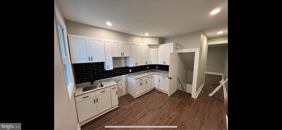 EAST BALTIMORE MIDWAY - Residential Lease