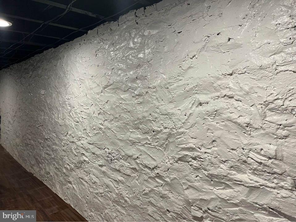 EAST BALTIMORE MIDWAY - Residential Lease