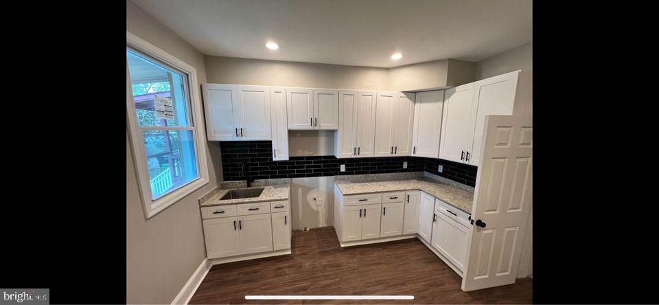 EAST BALTIMORE MIDWAY - Residential Lease