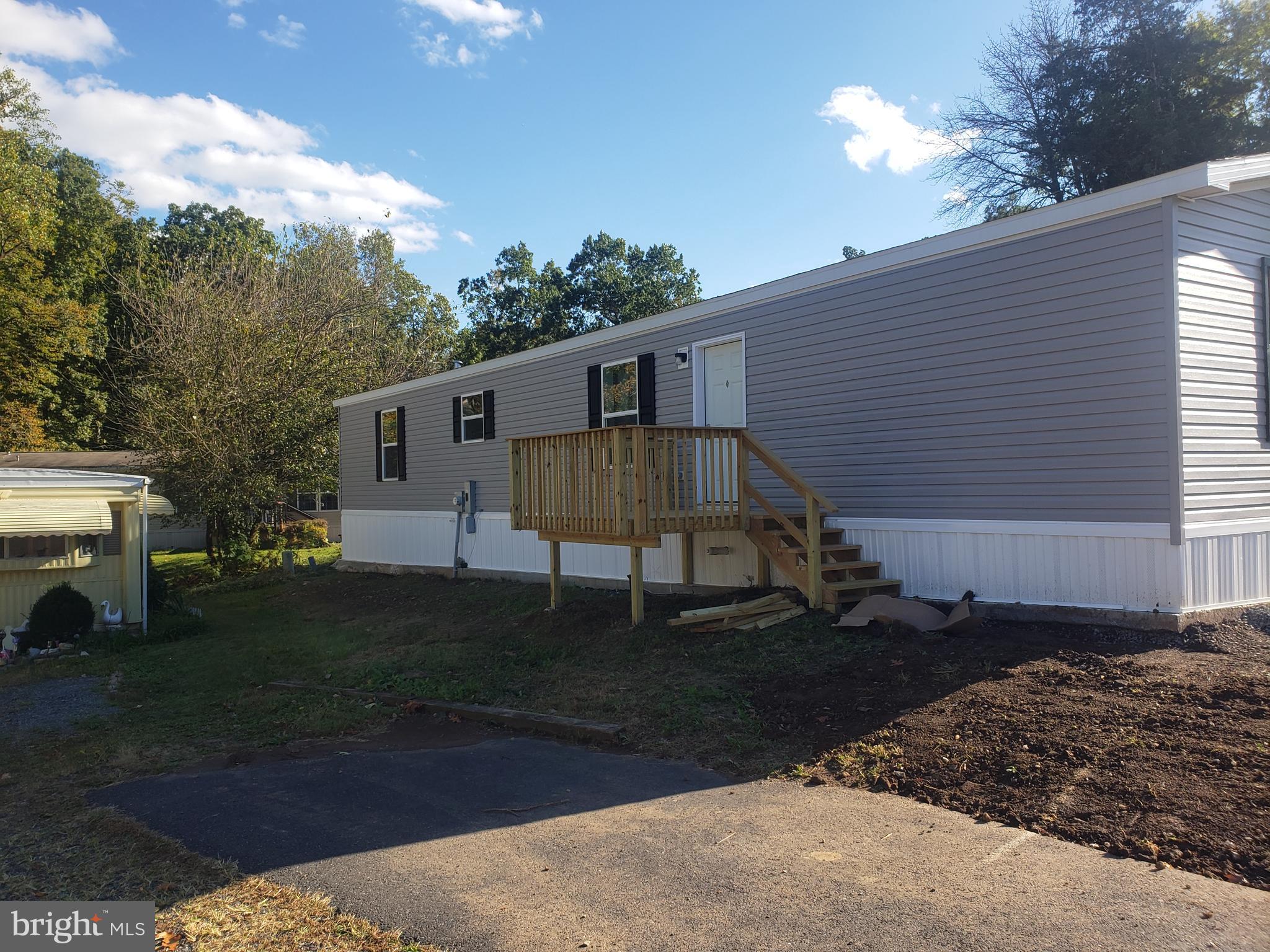 344 APPLE DRIVE