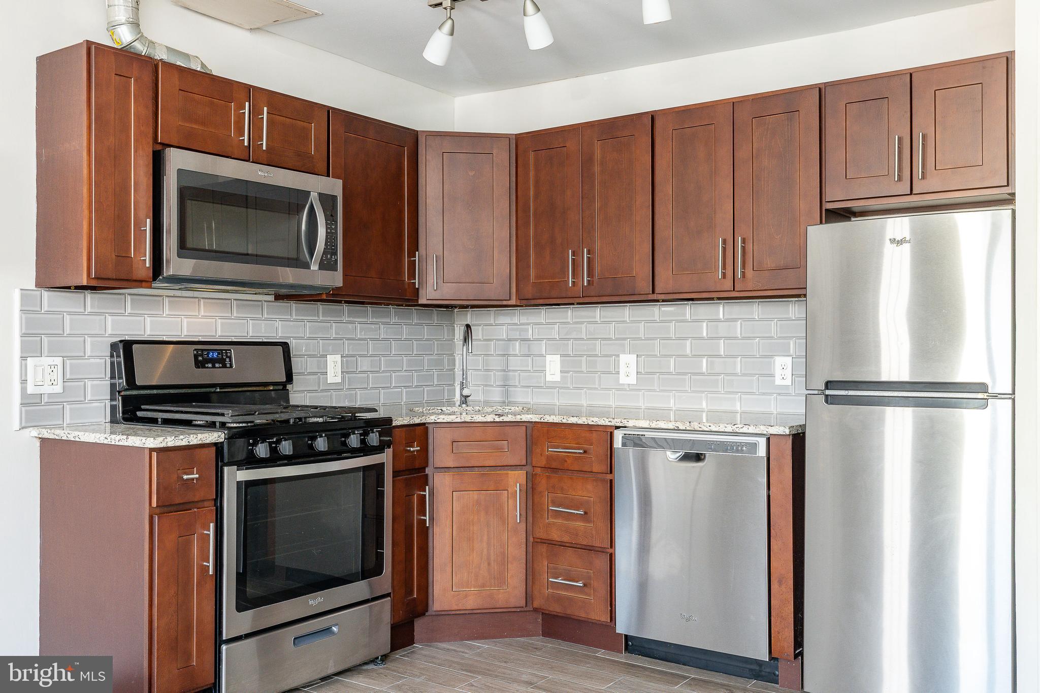 POINT BREEZE - Residential Income