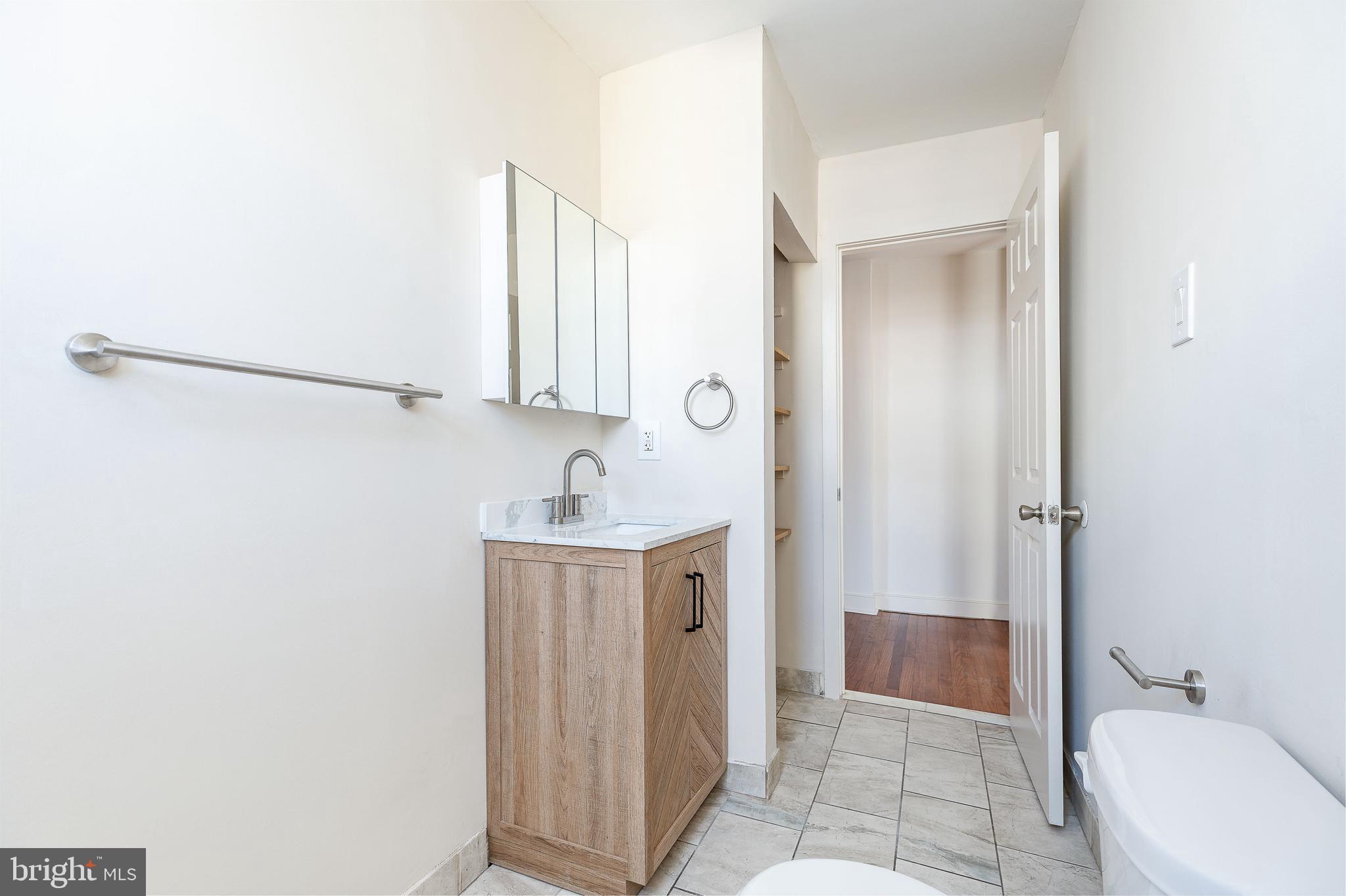 POINT BREEZE - Residential Income