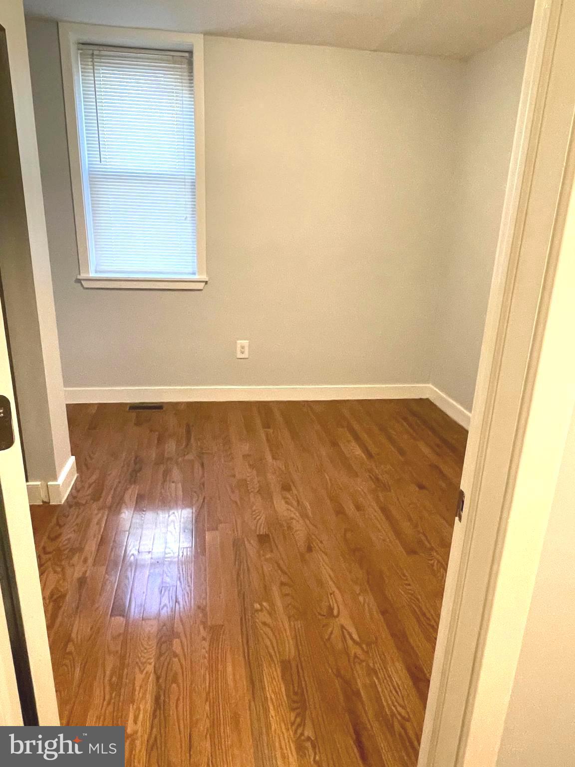 POINT BREEZE - Residential Income