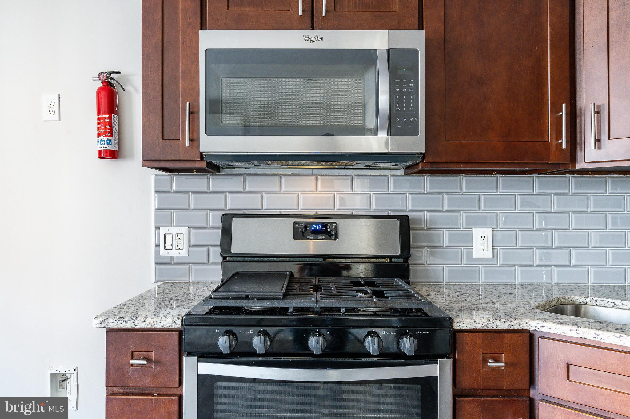 POINT BREEZE - Residential Income