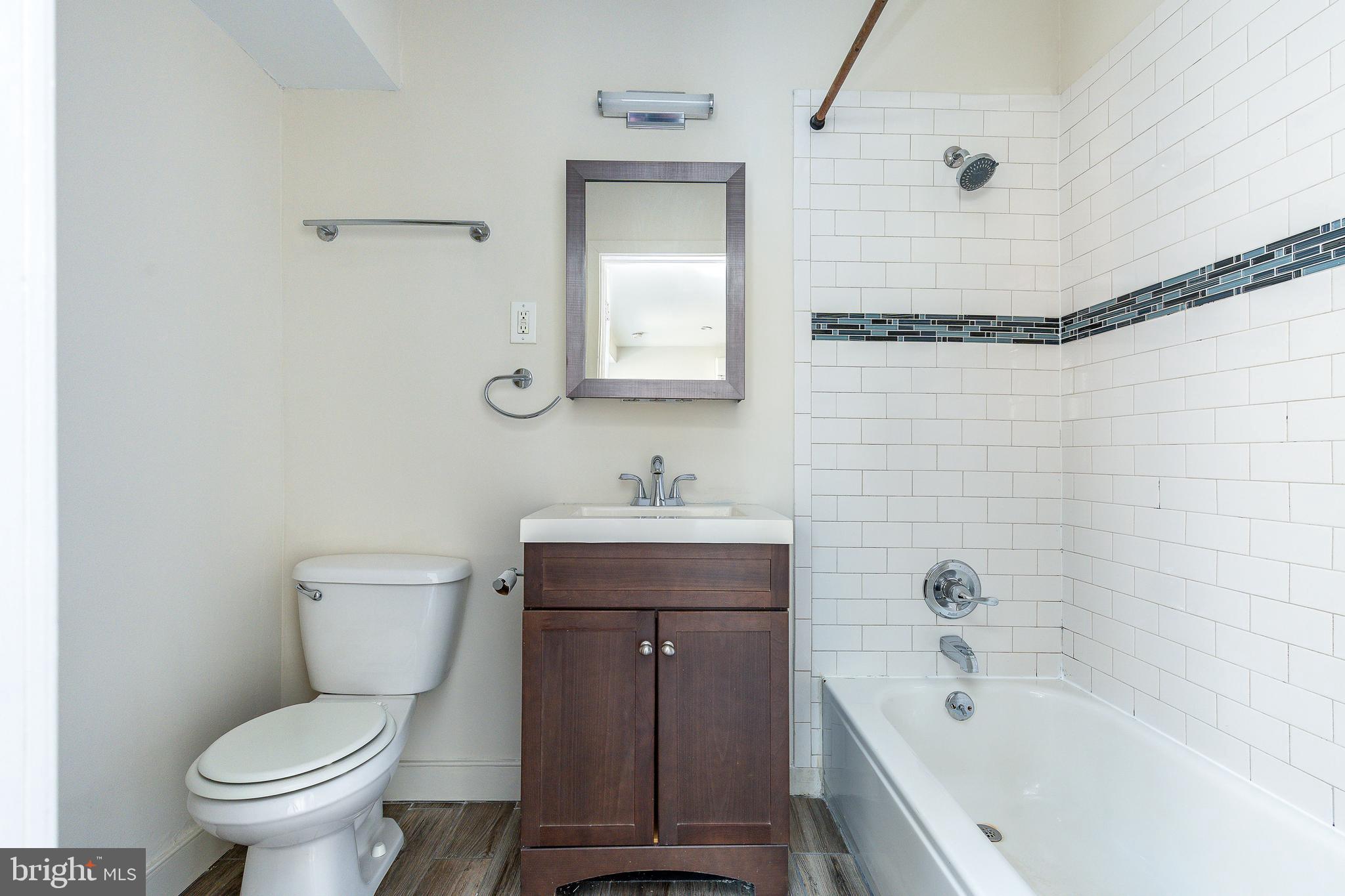 POINT BREEZE - Residential Income