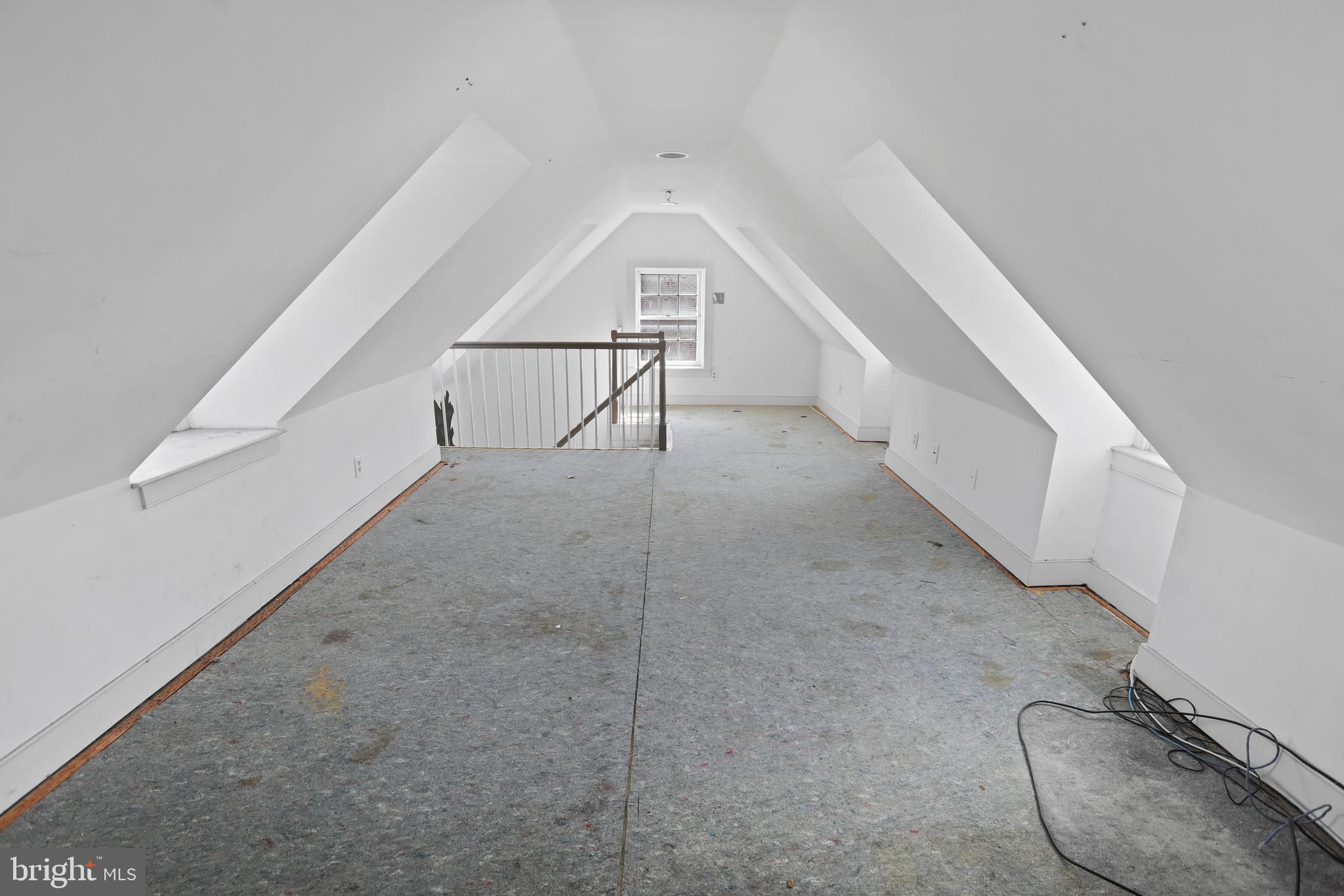 MOUNT VERNON PLACE HISTORIC DISTRICT - Commercial Sale