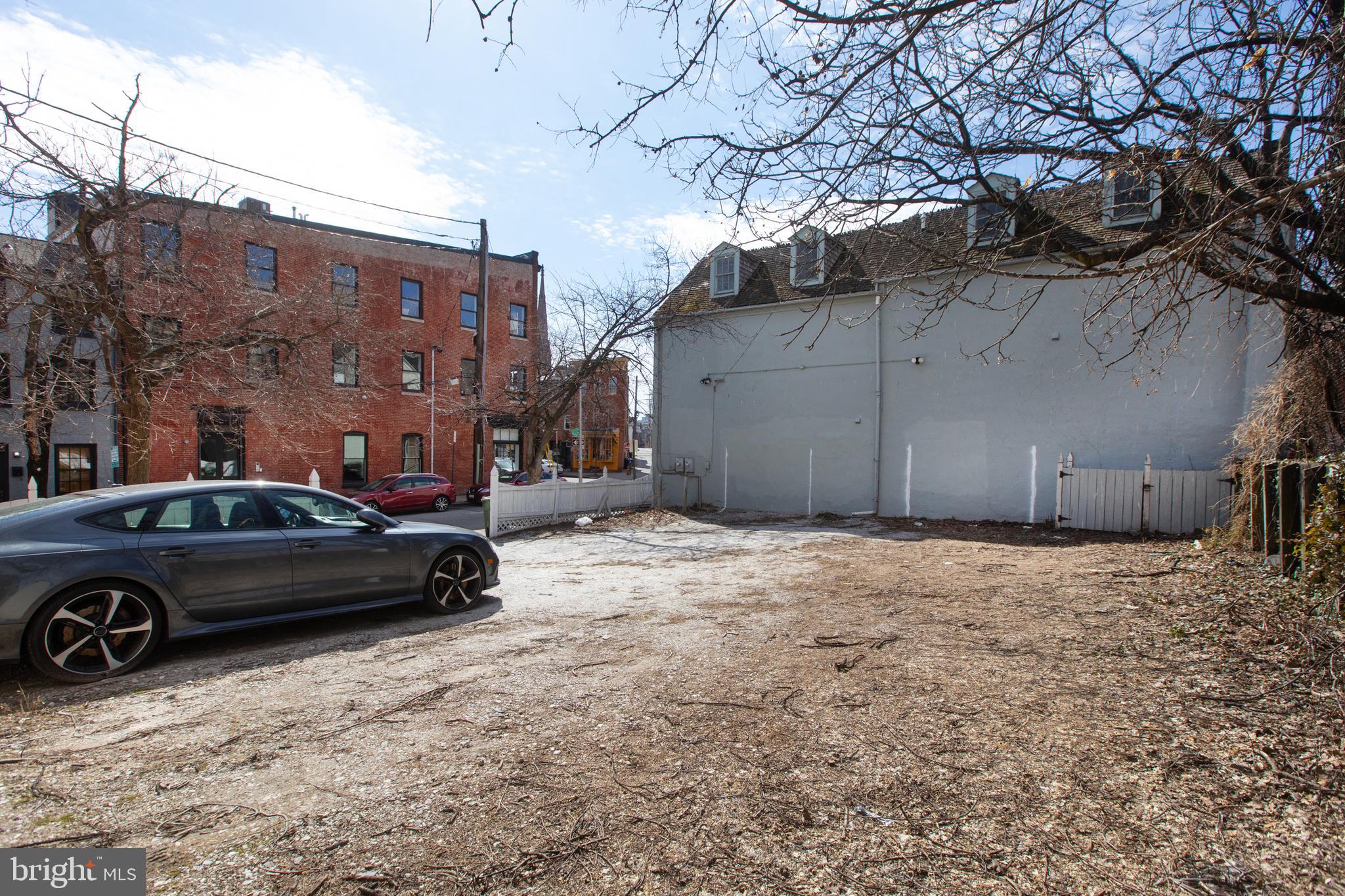 MOUNT VERNON PLACE HISTORIC DISTRICT - Commercial Sale