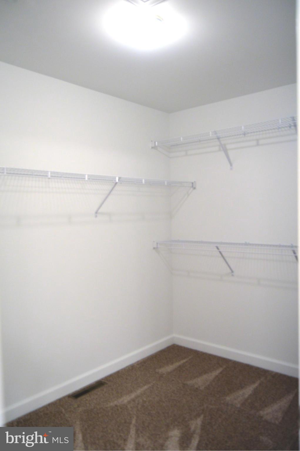 MAGNOLIA HILL - Residential Lease