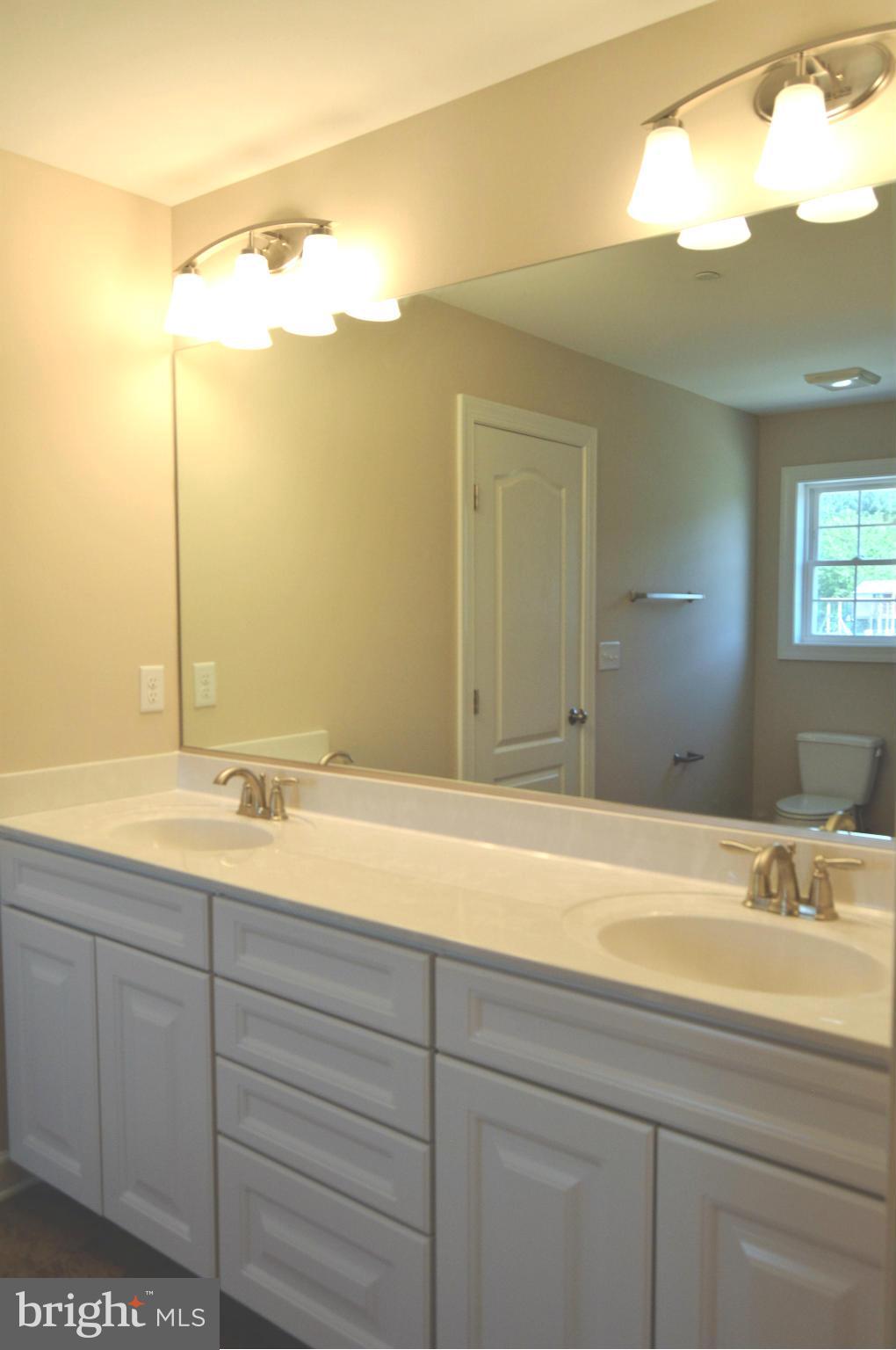 MAGNOLIA HILL - Residential Lease