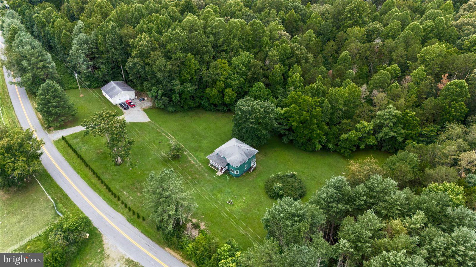 1211 MT AIRY ROAD