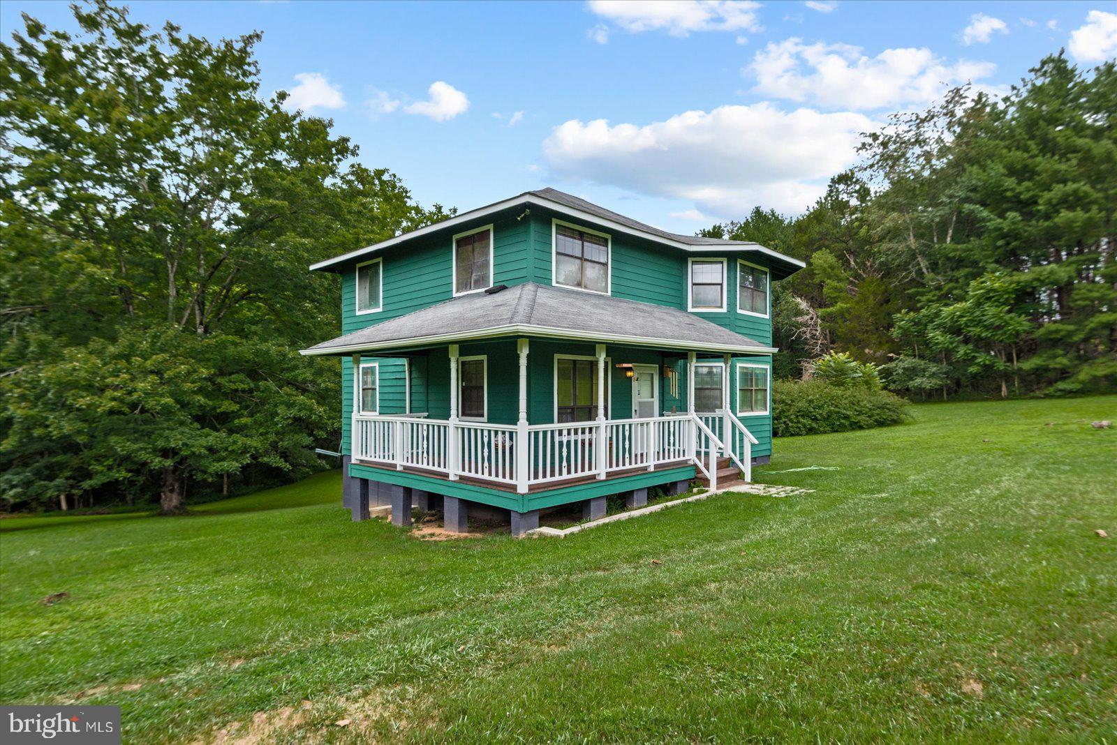 1211 MT AIRY ROAD