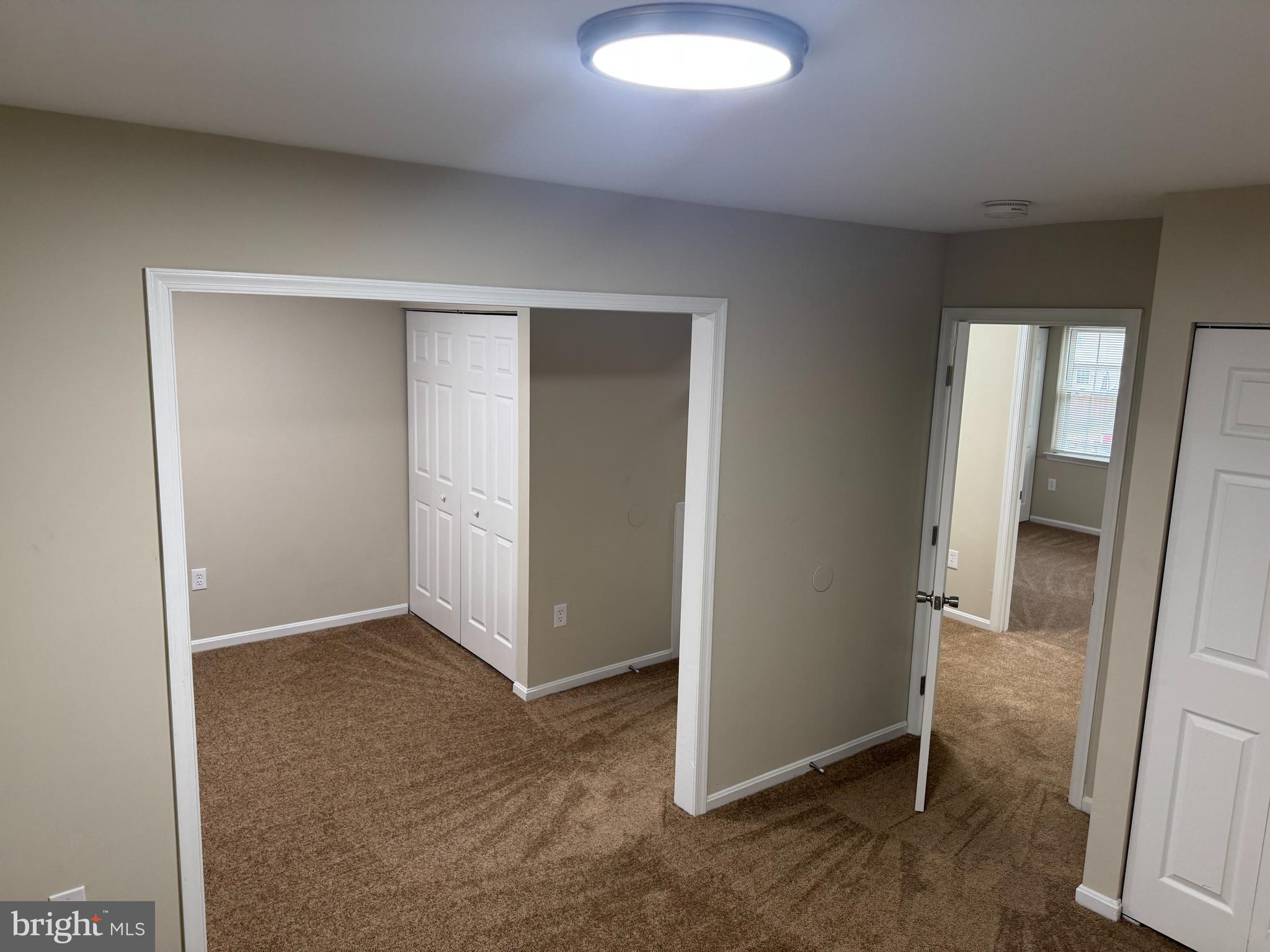 ST CHARLES HUNTINGTON - Residential Lease