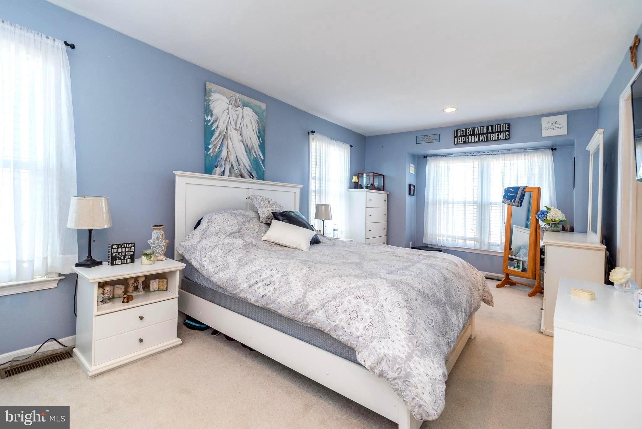 CHARLESTOWNE - Residential