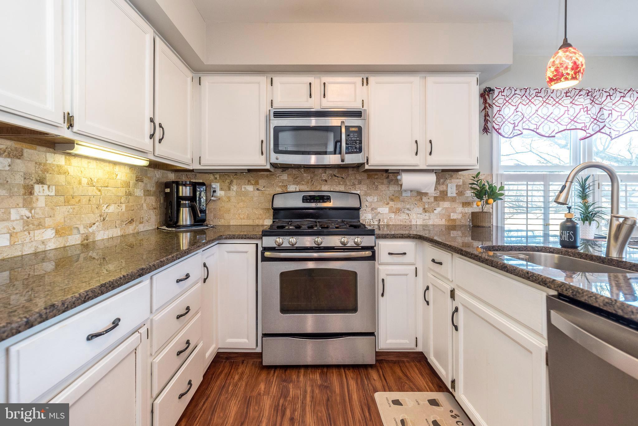 CHARLESTOWNE - Residential