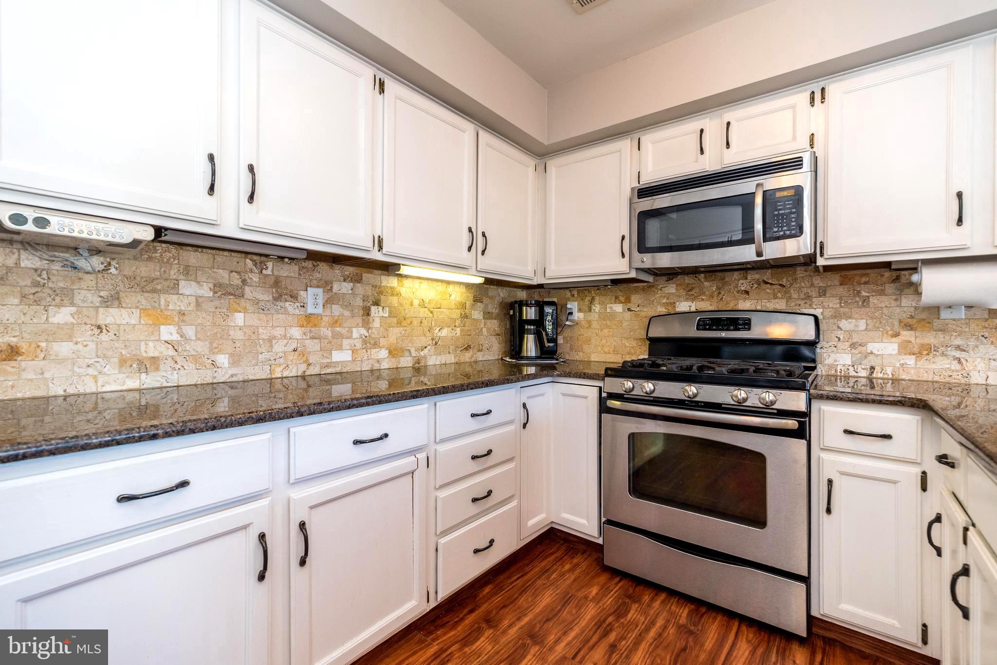 CHARLESTOWNE - Residential