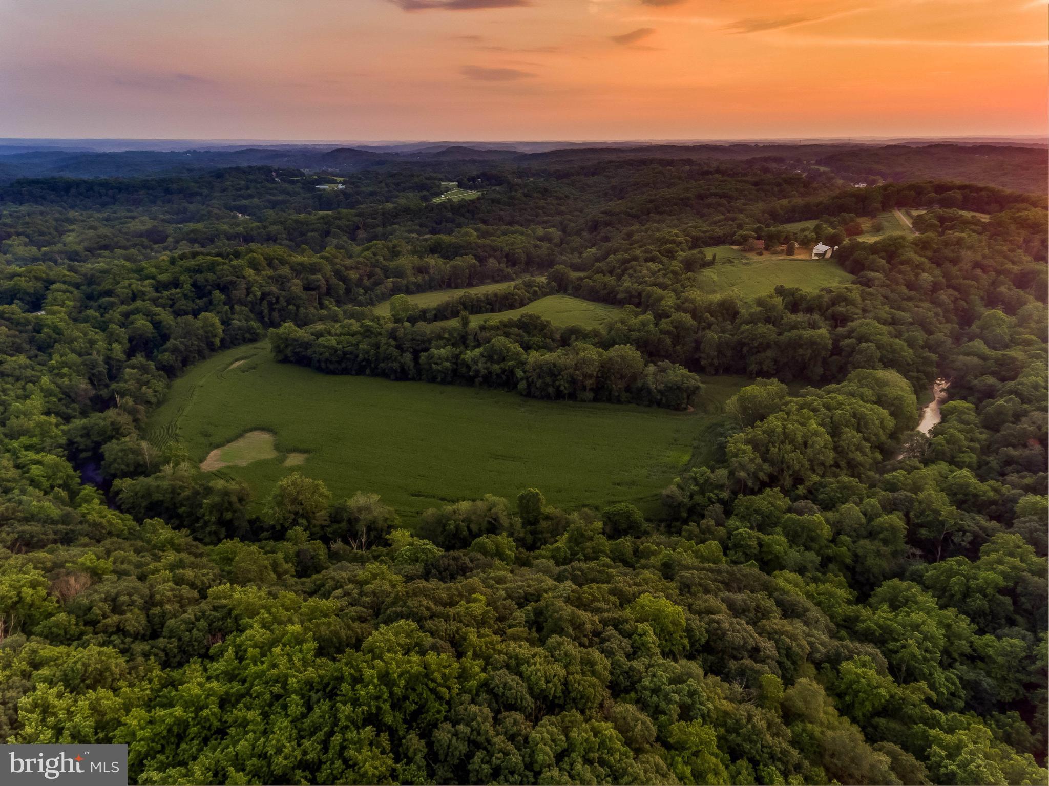 FAIRVIEW FARM - Land
