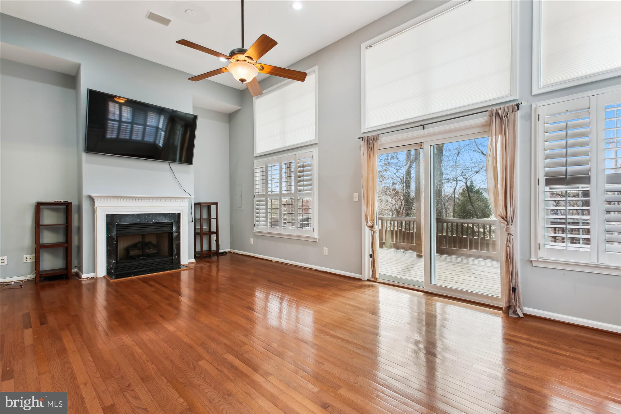 GOVERNORS GROVE - Residential Lease