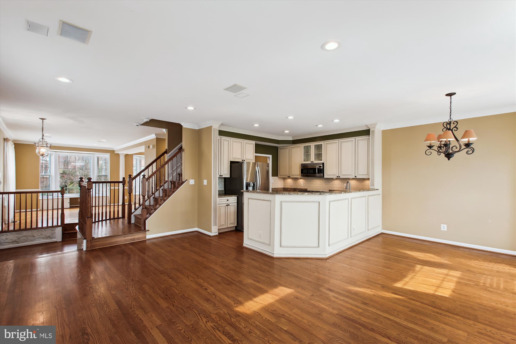 GOVERNORS GROVE - Residential Lease