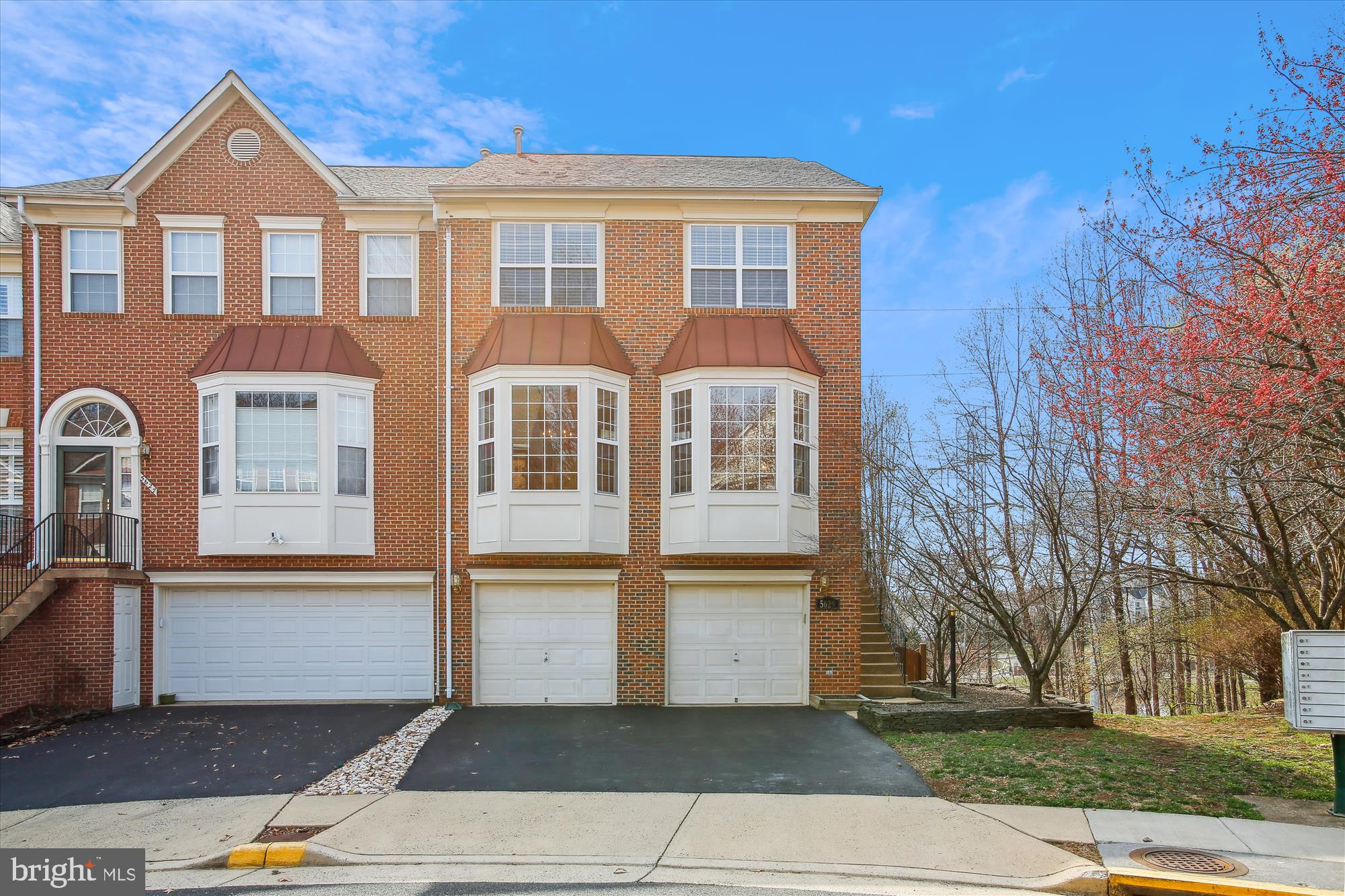 GOVERNORS GROVE - Residential Lease