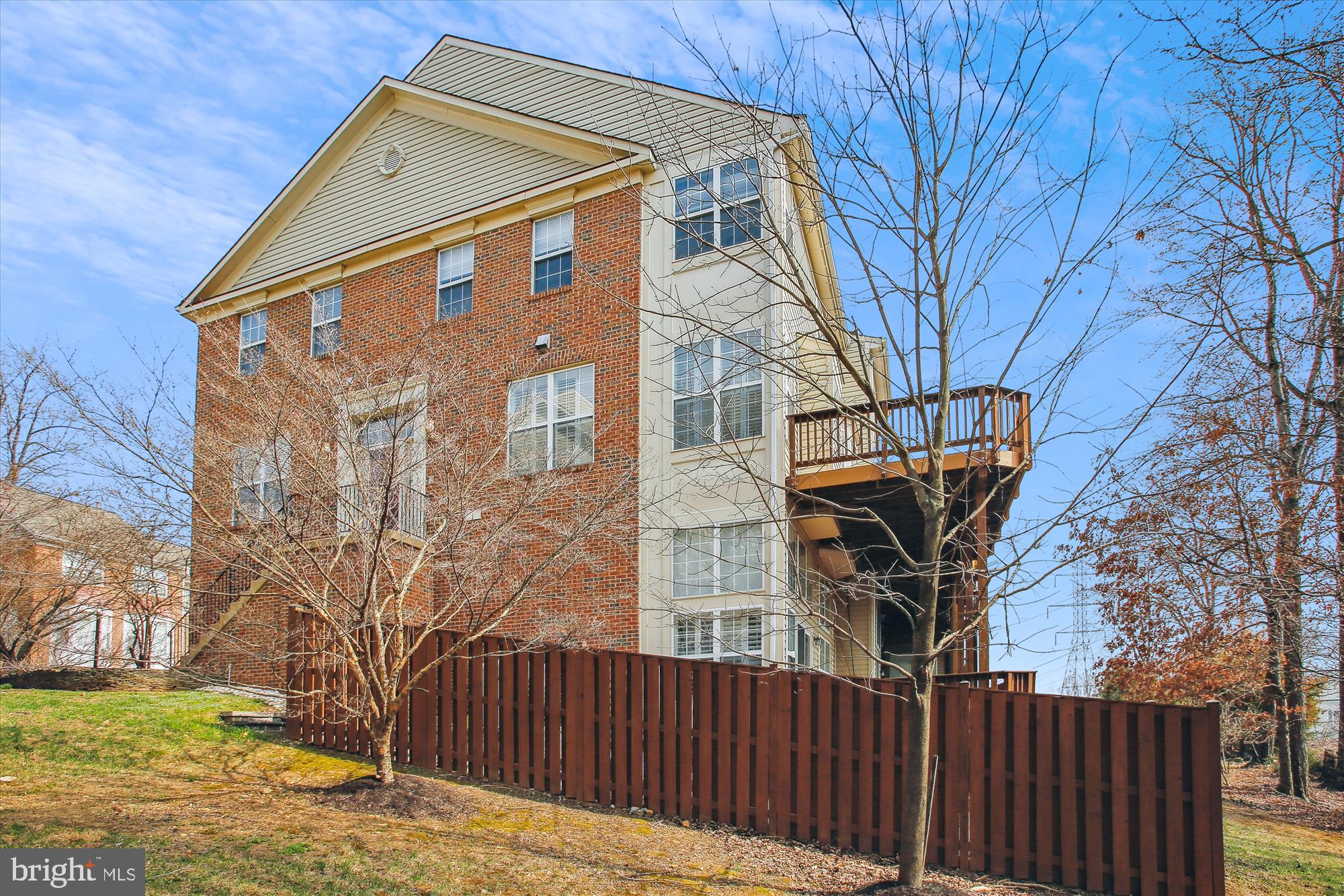 GOVERNORS GROVE - Residential Lease