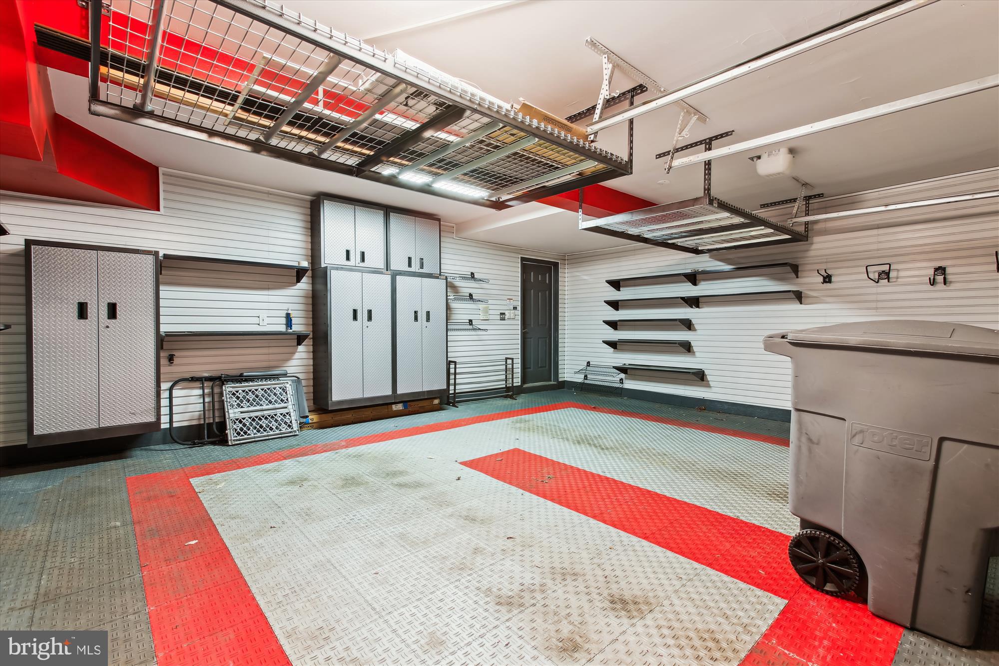 GOVERNORS GROVE - Residential Lease