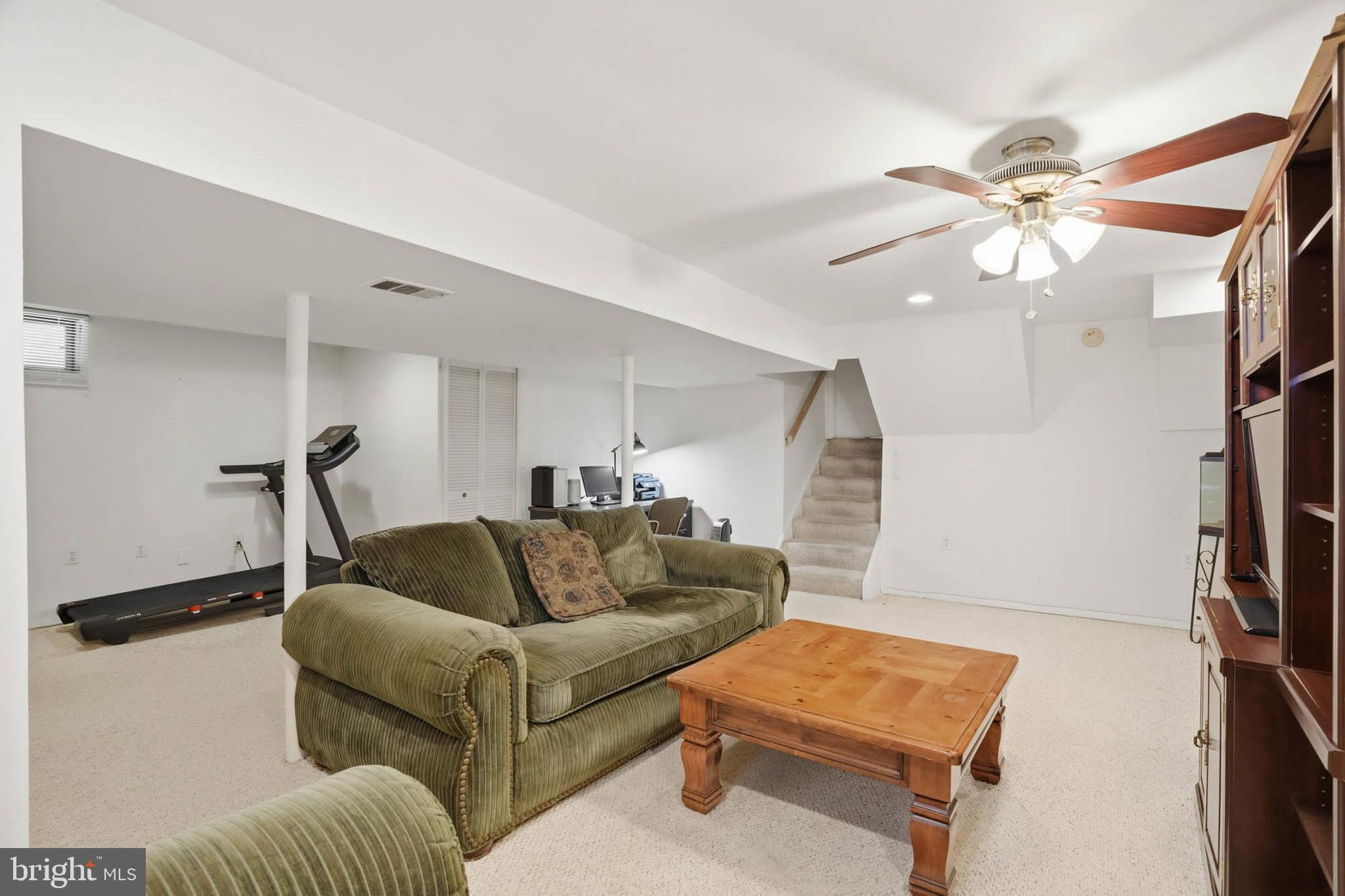 KINGS POINT - Residential