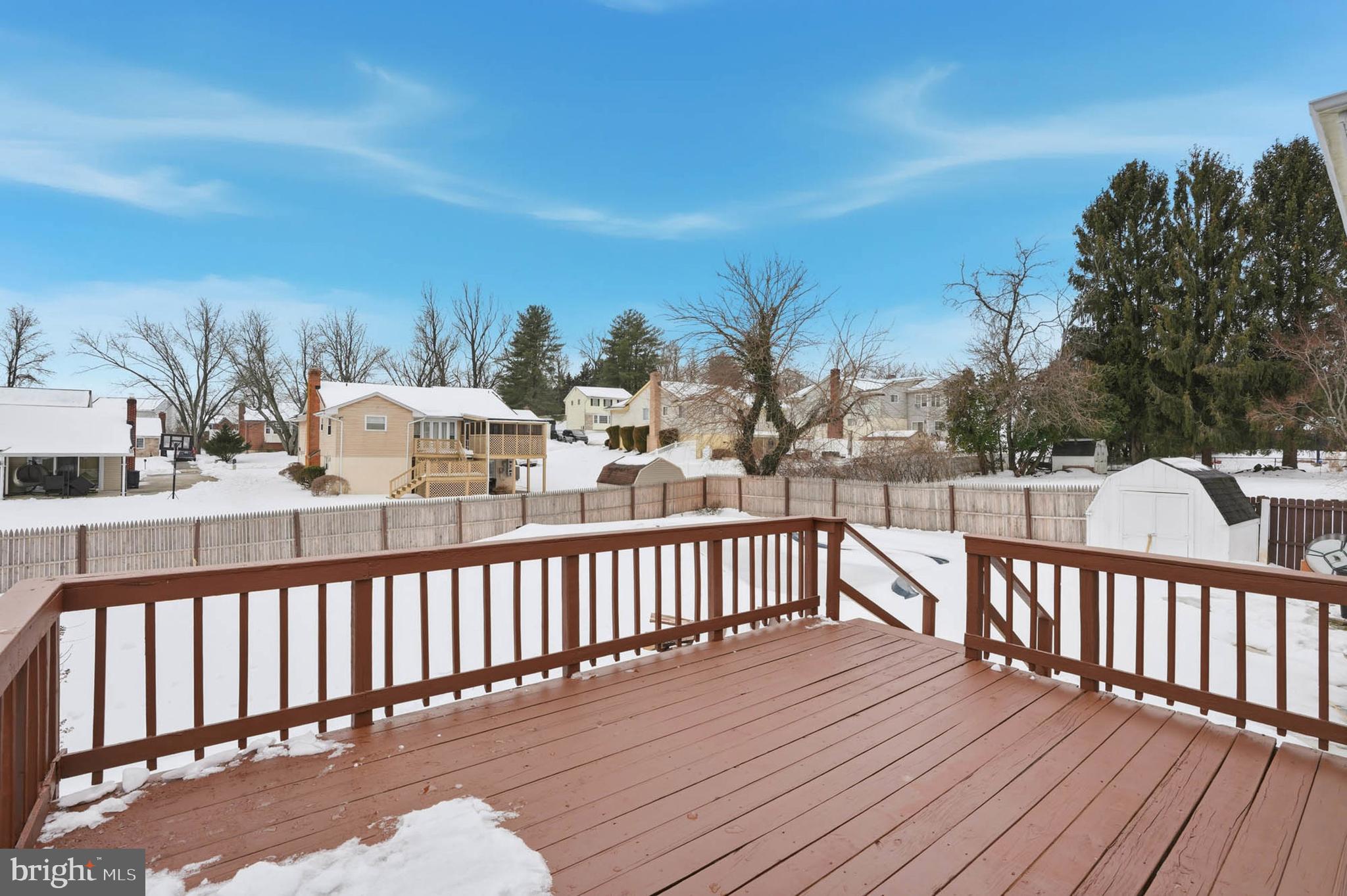 KINGS POINT - Residential