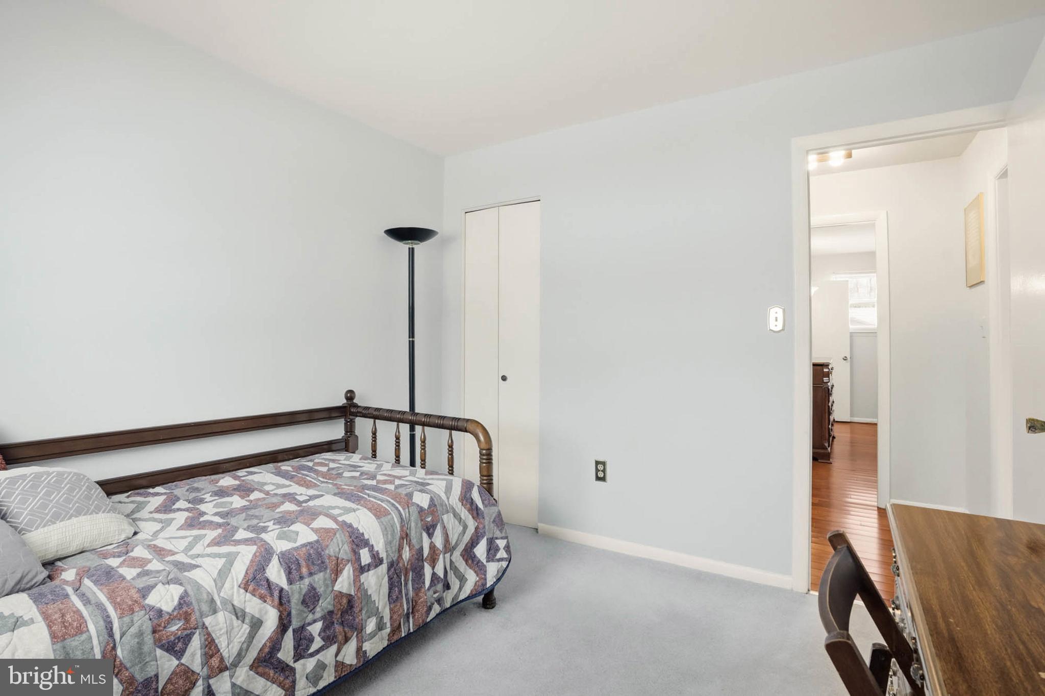 KINGS POINT - Residential