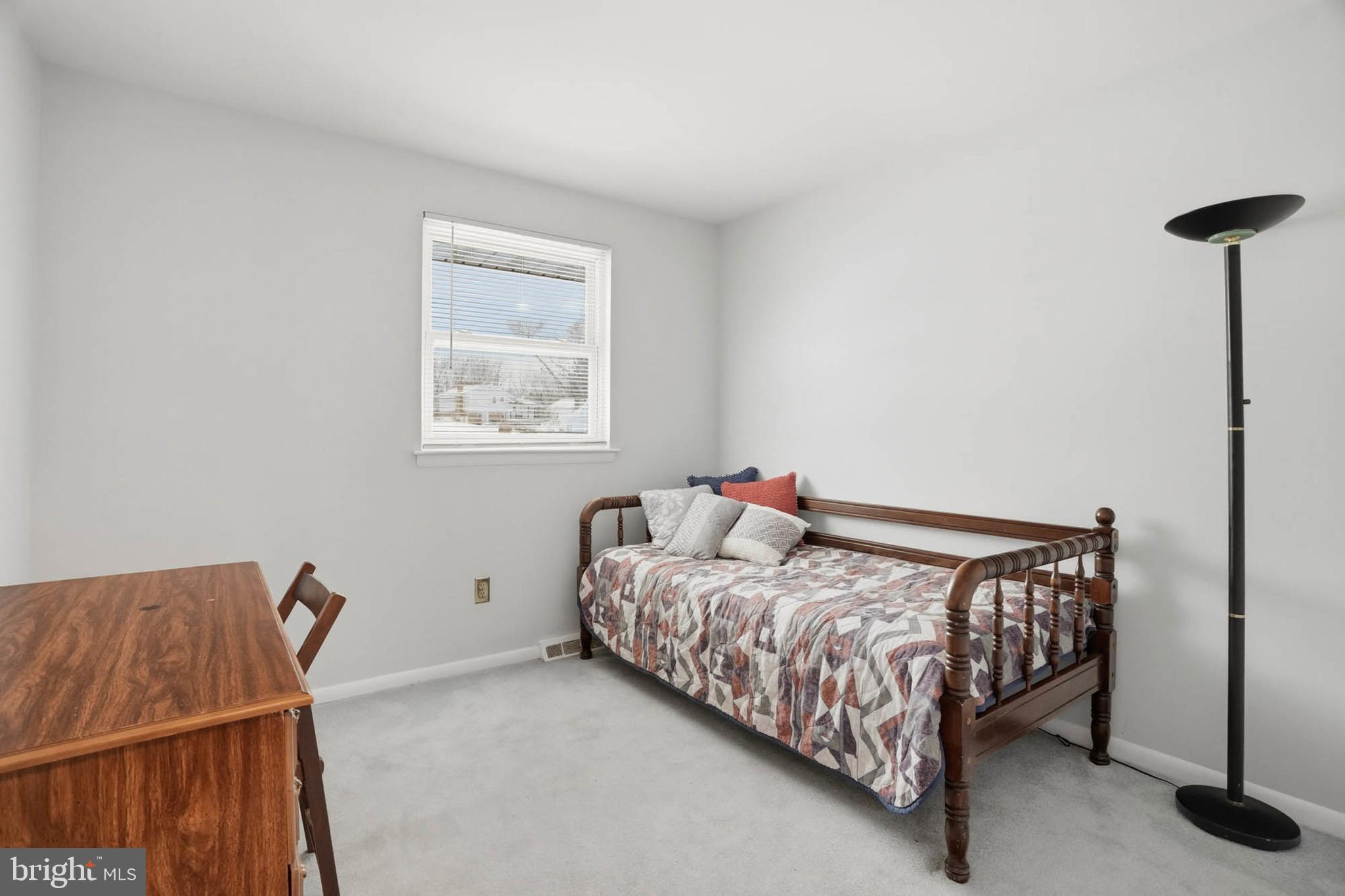 KINGS POINT - Residential