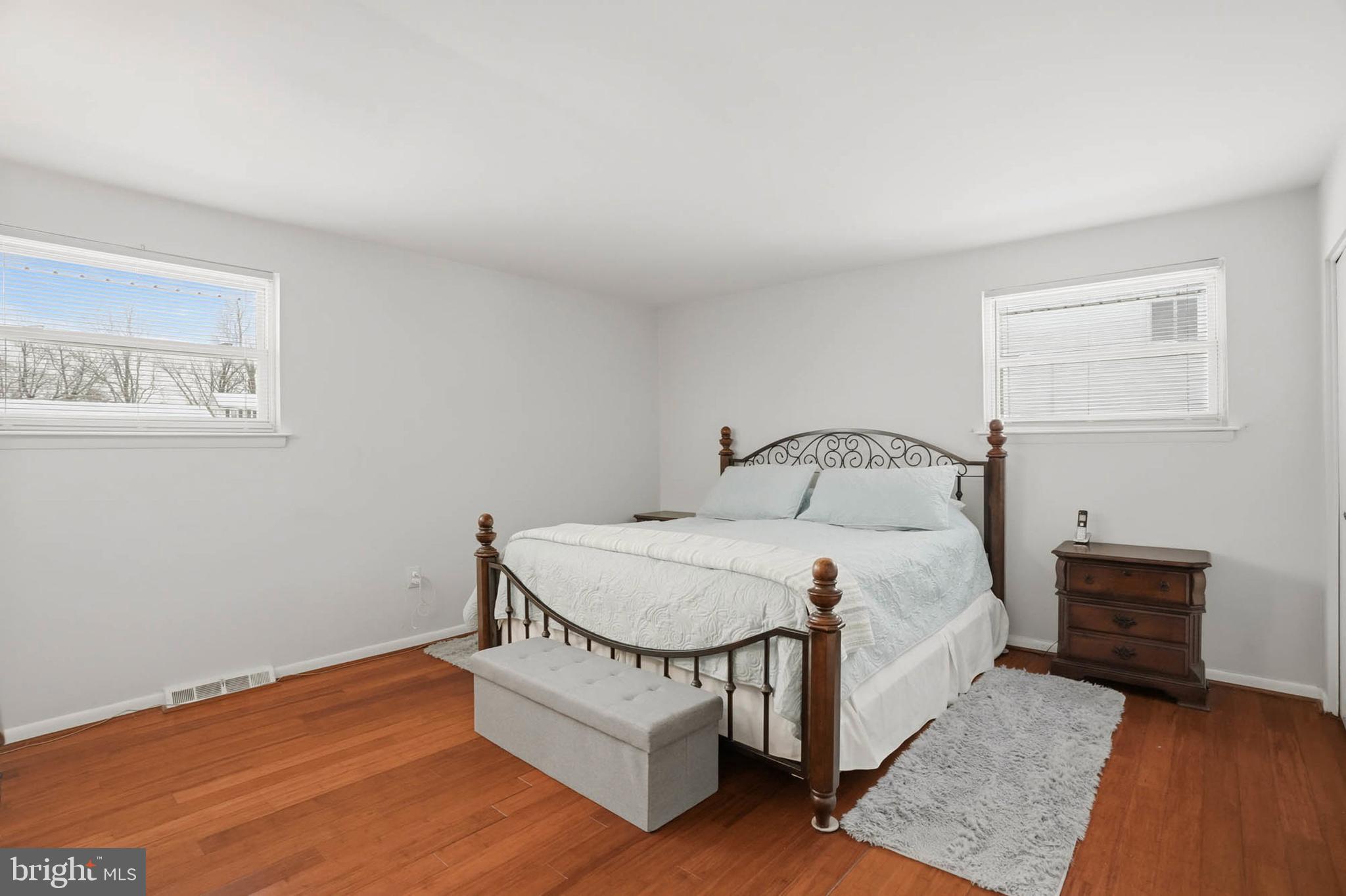 KINGS POINT - Residential