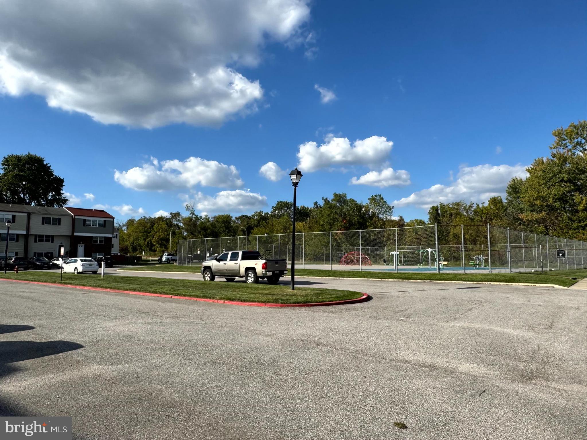 QUAIL MEADOWS TOWNHOUSES - Residential