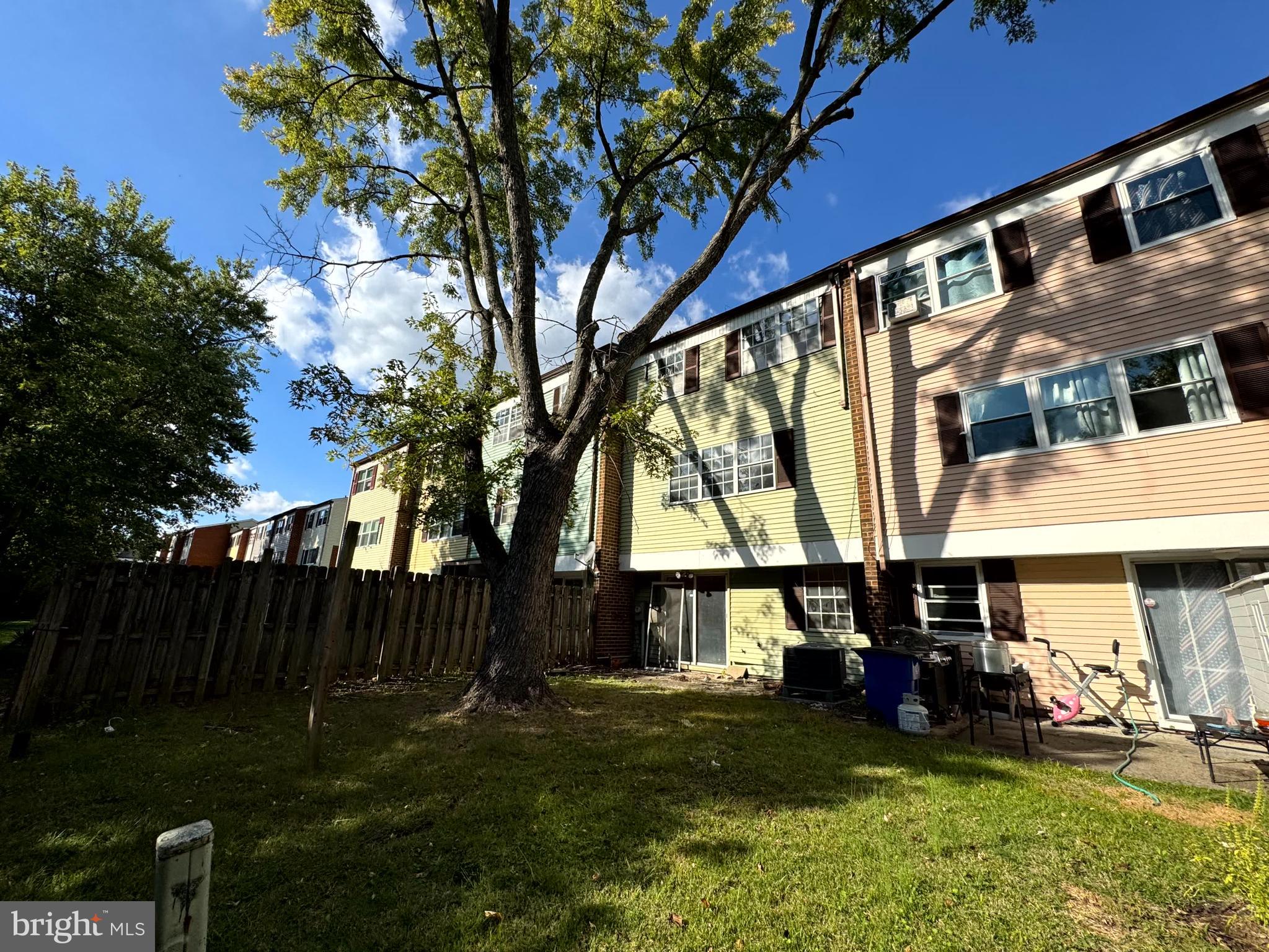 QUAIL MEADOWS TOWNHOUSES - Residential